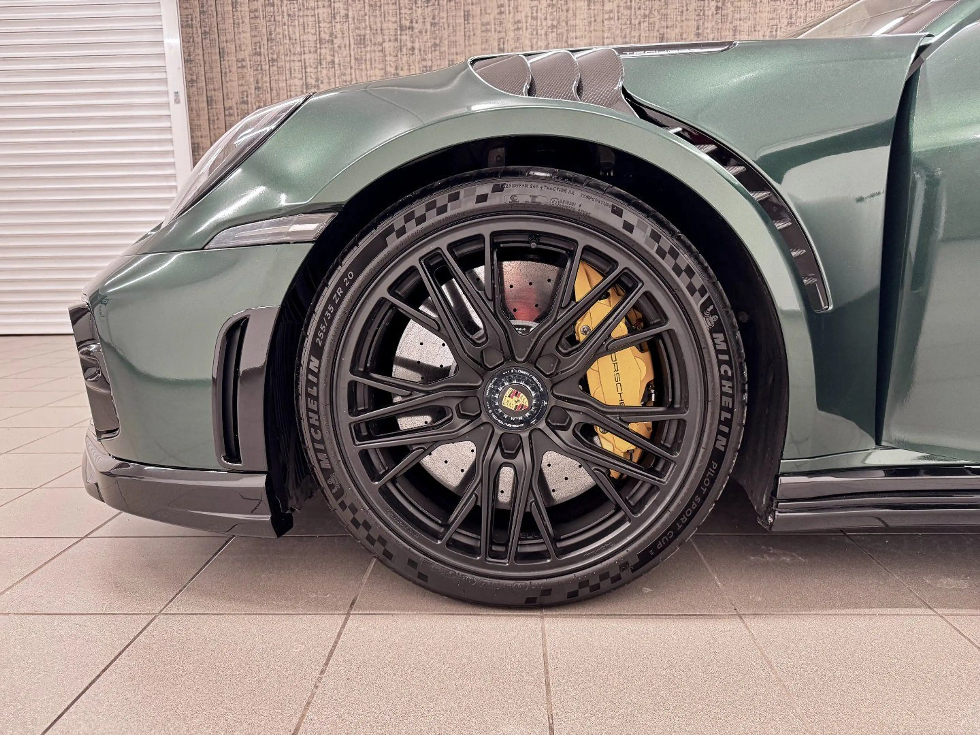 Porsche 911 Turbo S 992 — photo 11