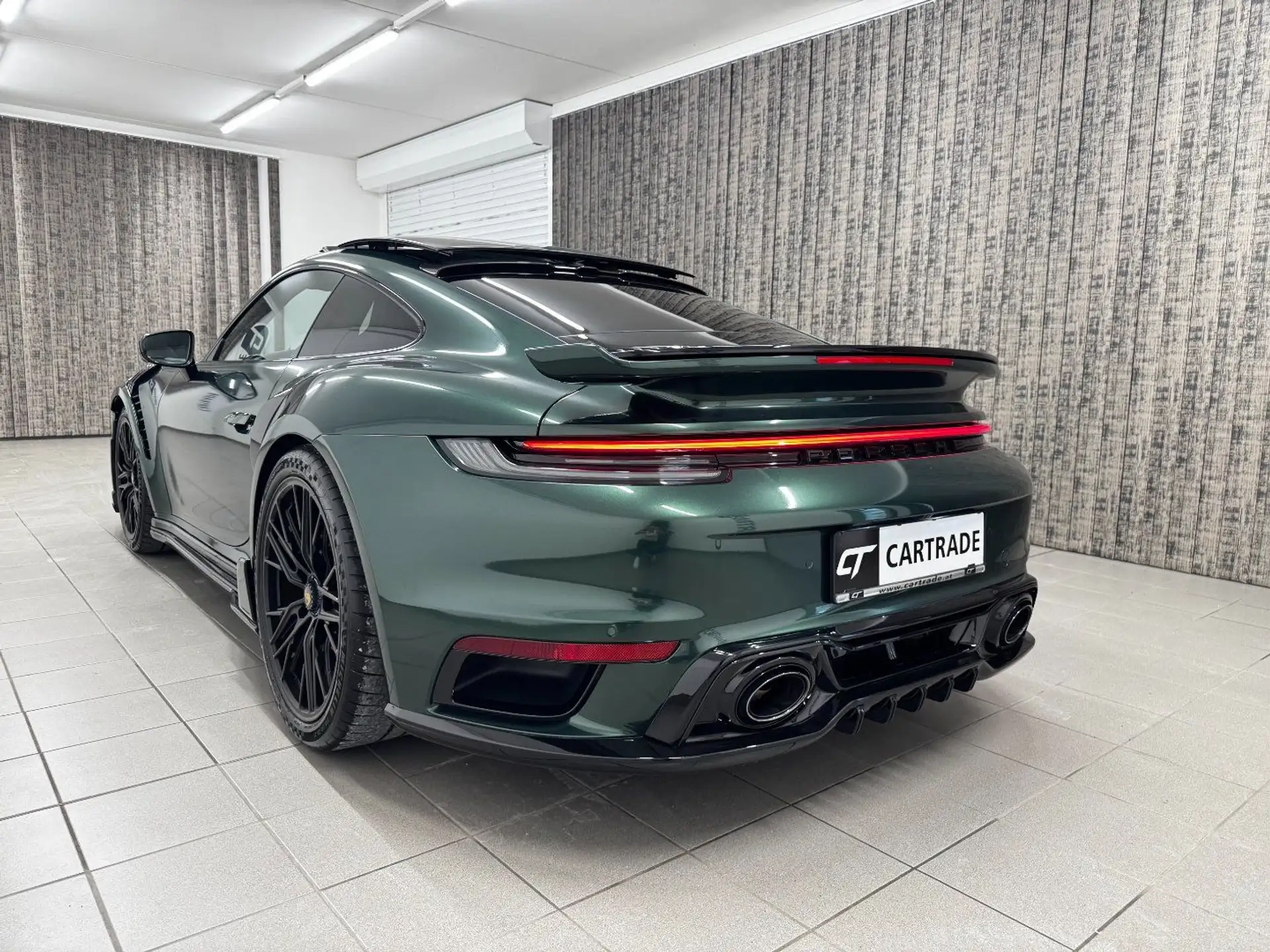 포르쉐 911 Turbo S Coupe 2022 네이비 사진 6