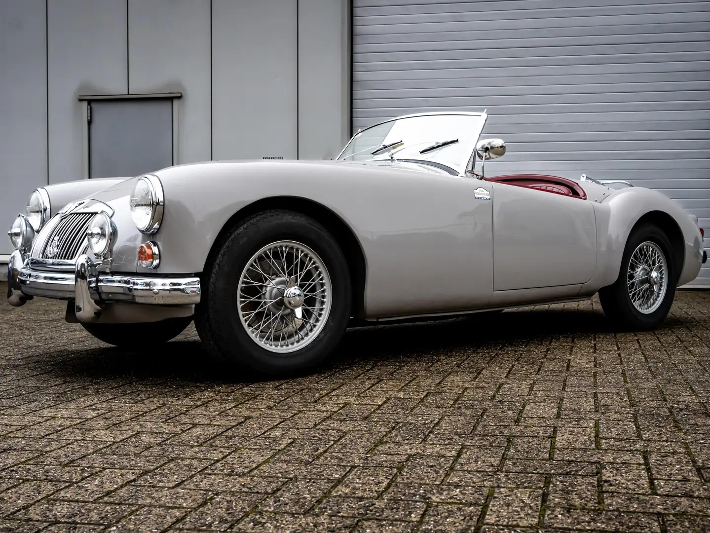 MG MGA Topwagen*Full restored* Gris - 2