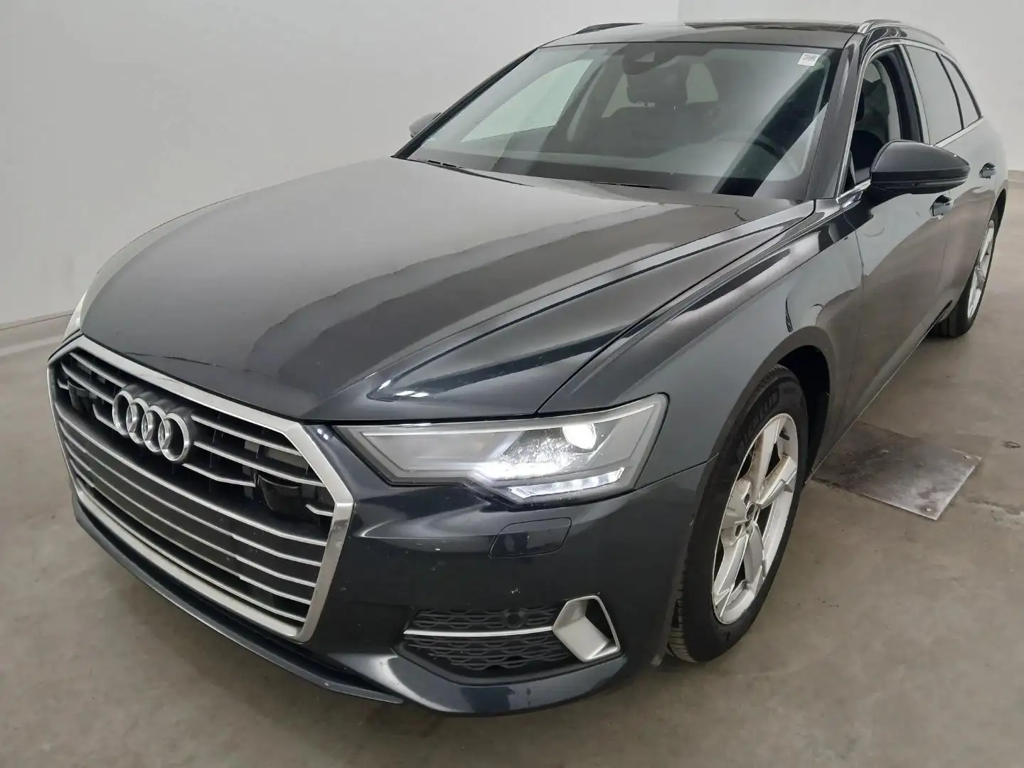 Audi A6 AVANT 40 TDI SPORT PANO AHK LED MEMORY ACC Gris - 1