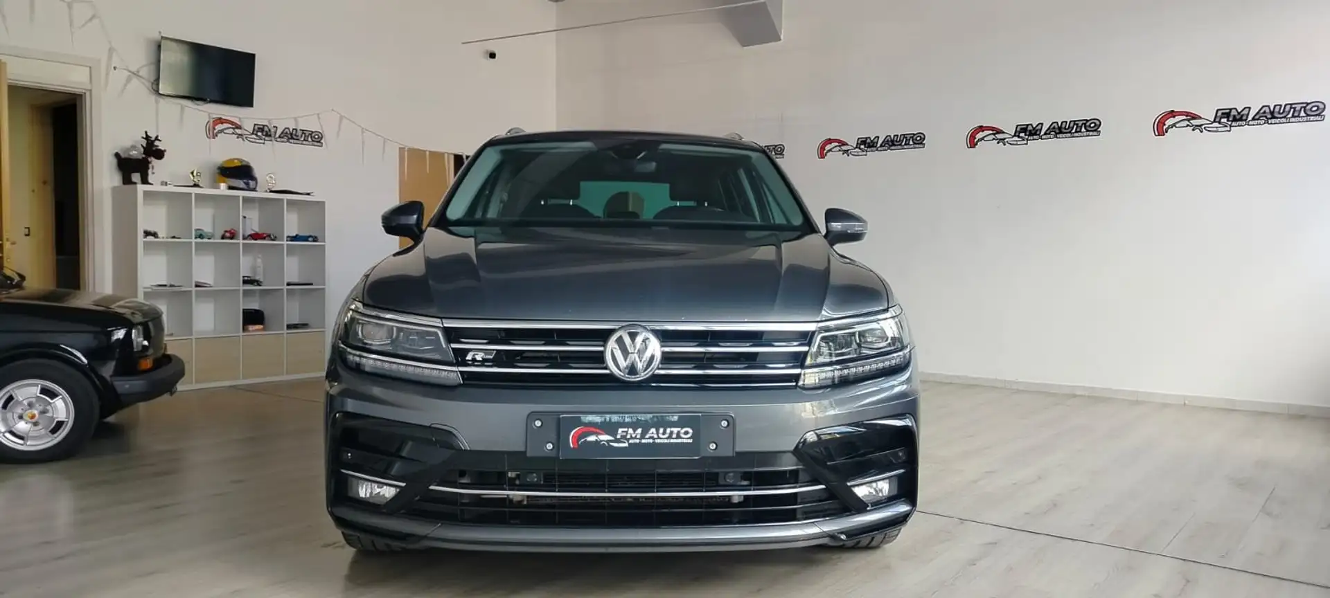 Volkswagen Tiguan 2.0 bitdi Advanced R-Line 4motion 240cv dsg Gris - 1