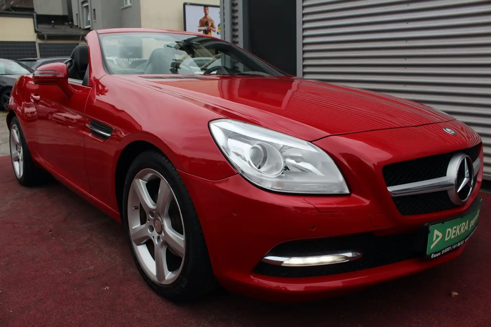 Mercedes-Benz SLK 200 ROADSTER AUTOMATIK KLIMA NAVI PDC 1.Hand Rot - 2