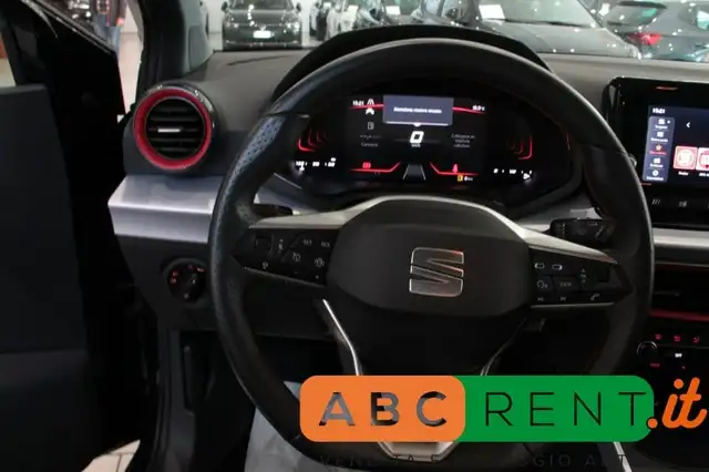 Seat Arona view 12