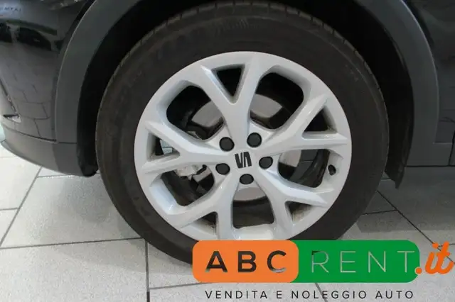 Seat Arona view 2