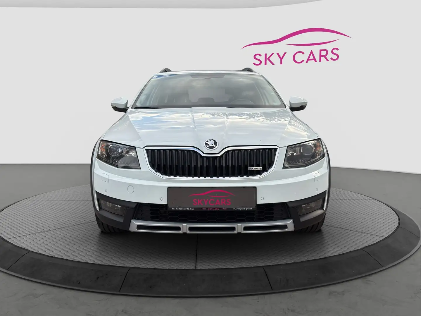 Skoda Octavia Scout 4x4 Dsg Diesel Aut *Ahk*Sitzh*Kamera*Navi Blanc - 2