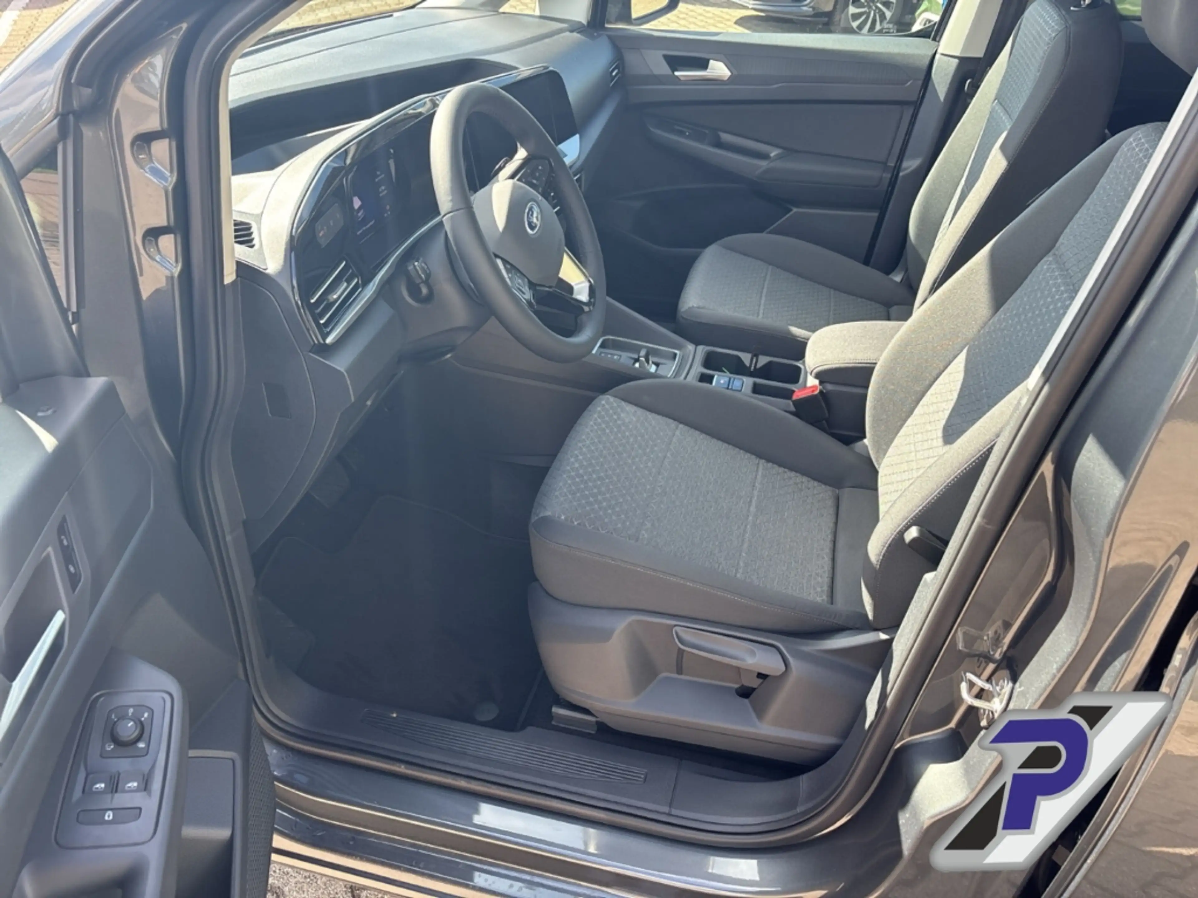 Ford Tourneo Connect Titanium L1 TWA+TEMPOMAT+LM+ Digitales Cockpit ACC — photo 11