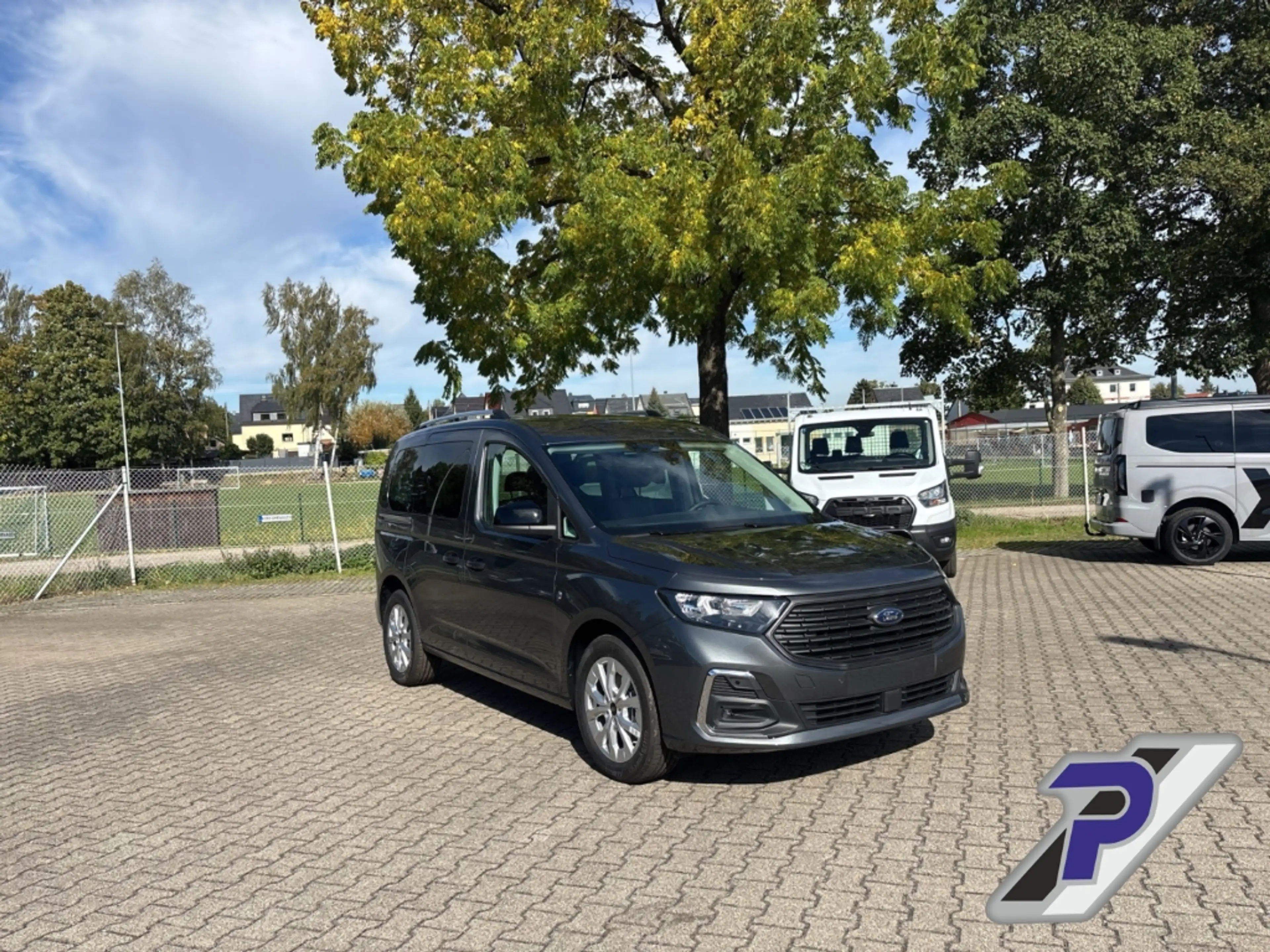 Ford Tourneo Connect Titanium L1 TWA+TEMPOMAT+LM+ Digitales Cockpit ACC — photo 7