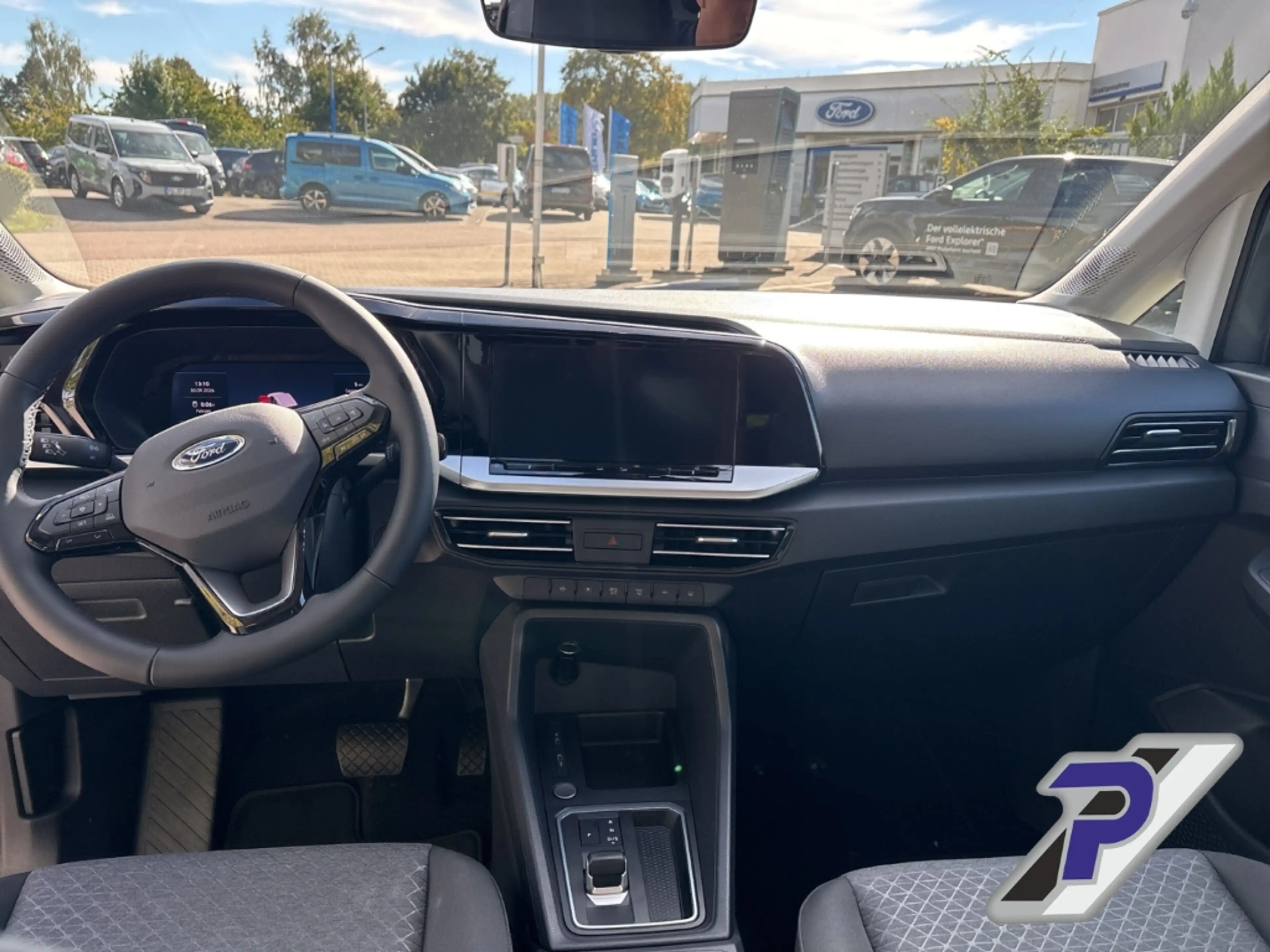 Ford Tourneo Connect Titanium L1 TWA+TEMPOMAT+LM+ Digitales Cockpit ACC — photo 15