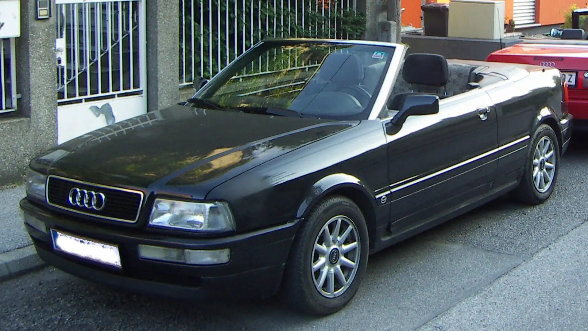 Audi Cabriolet Cabriolet 2,3 Schwarz - 1