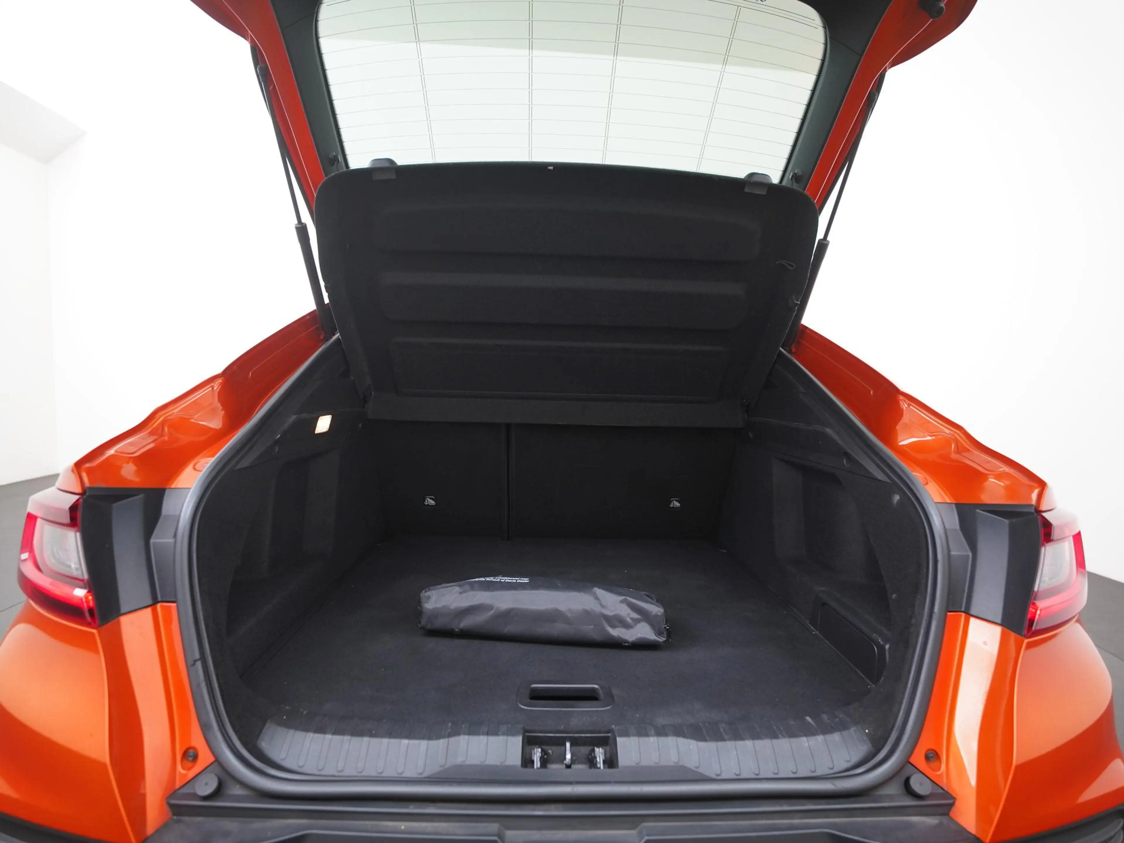 Renault Arkana 1.6 E-Tech Hybrid 145 R.S. Line | Stoel/Stuurverwa — photo 32