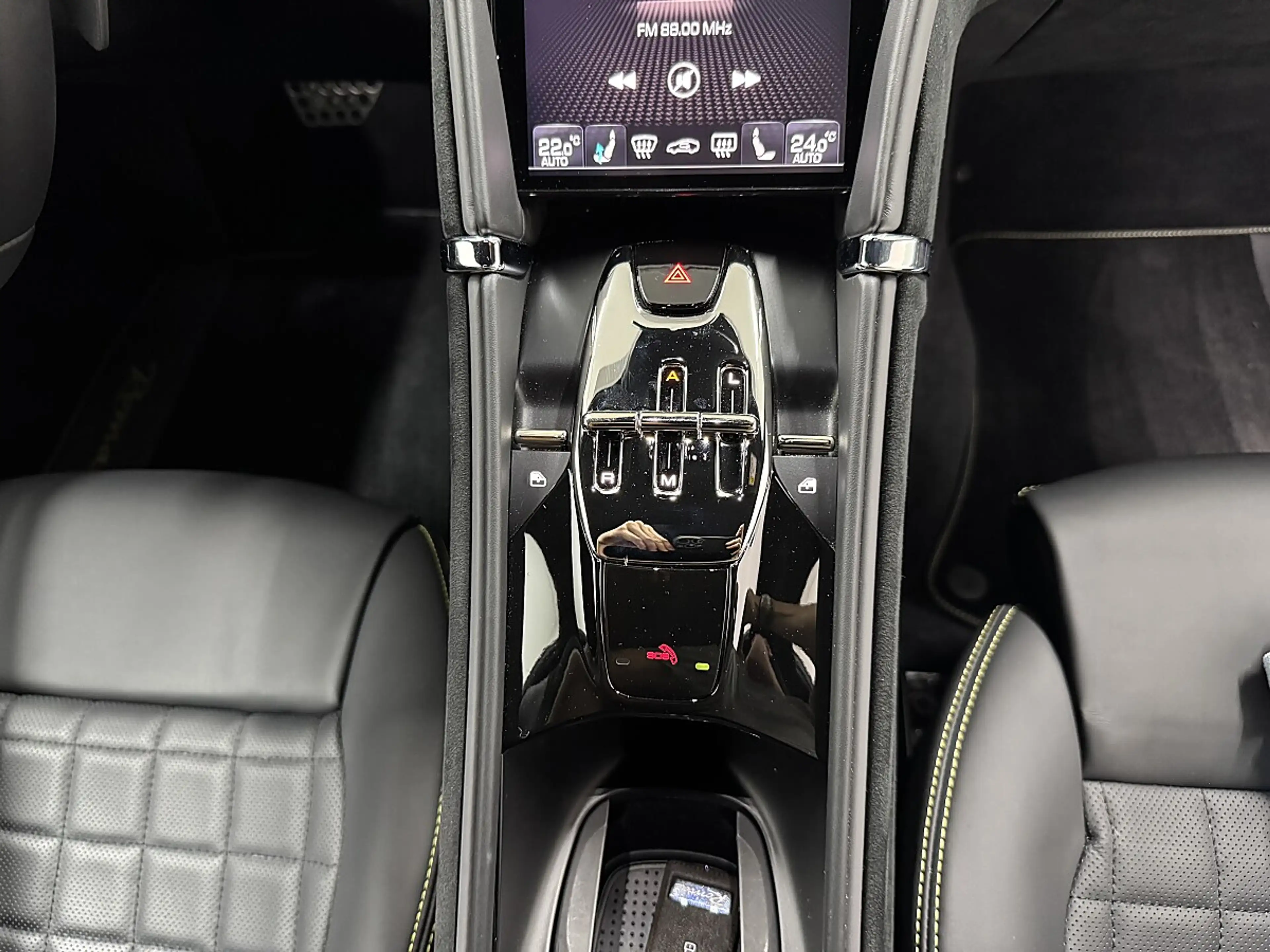 Ferrari Roma Coupe V8, Beifahrerdisplay, Schmiedefelgen, Sit... — photo 13