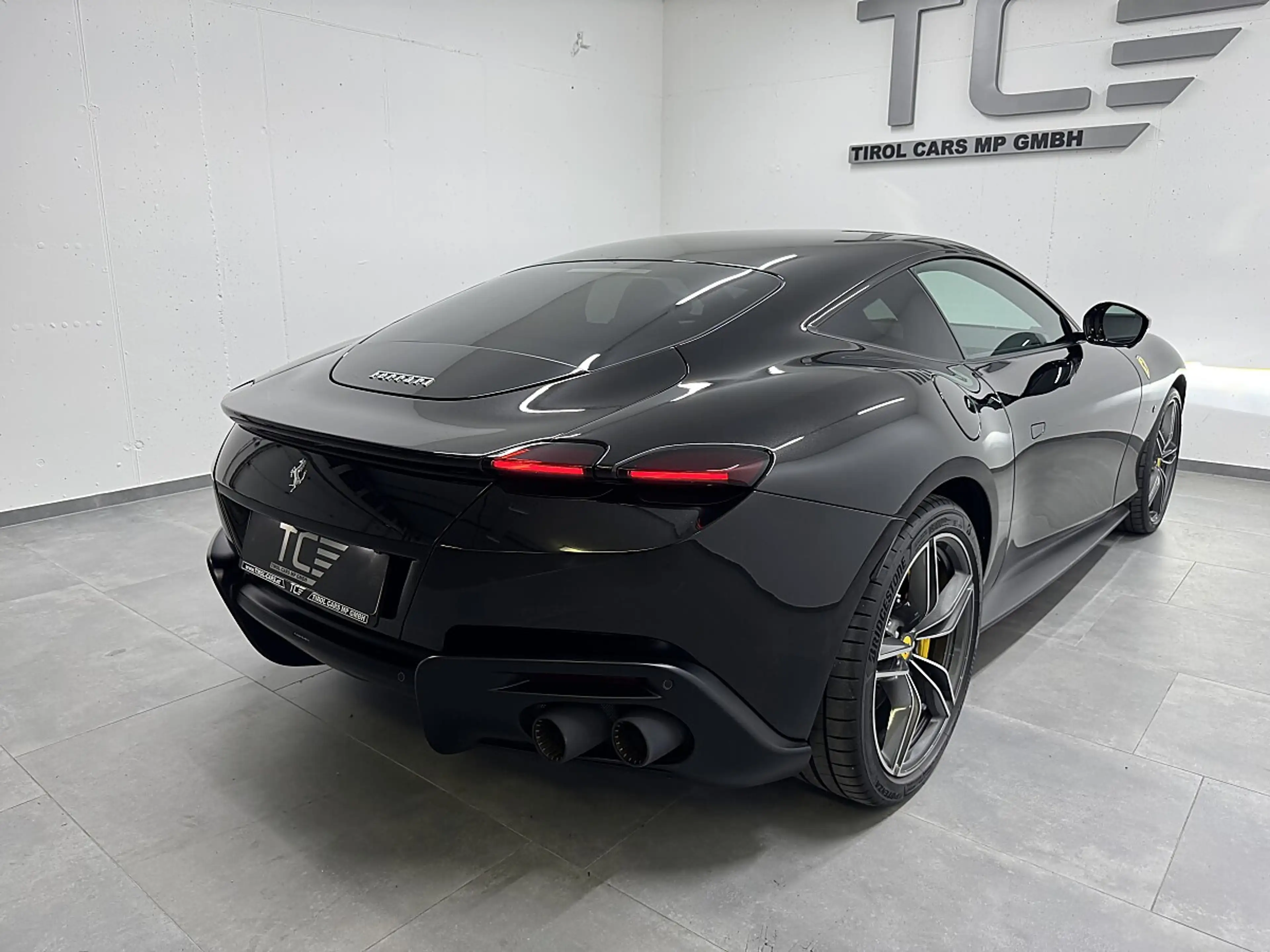 Ferrari Roma Coupe V8, Beifahrerdisplay, Schmiedefelgen, Sit... — photo 9