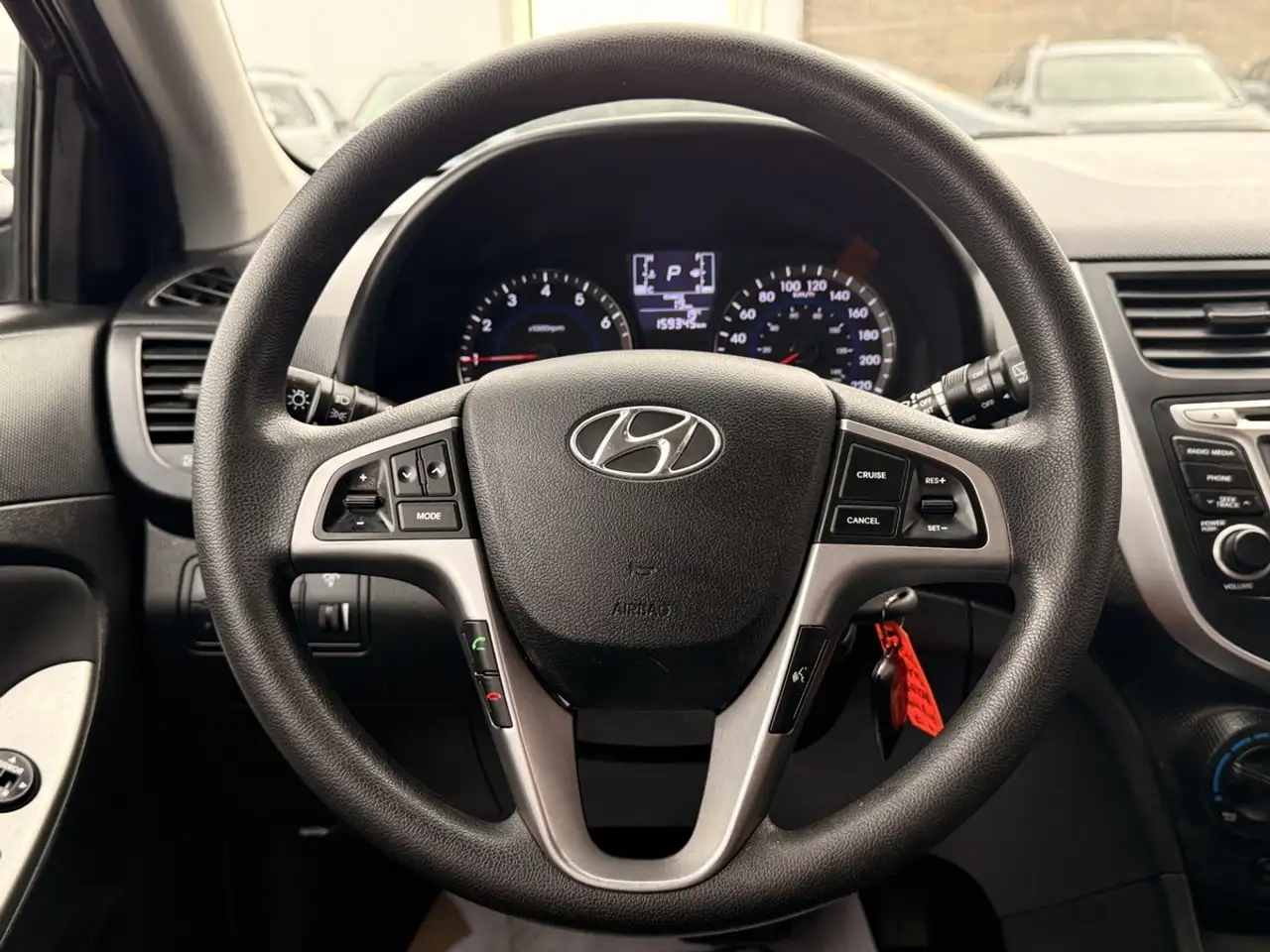 Hyundai ACCENT photo Hyundai ACCENT