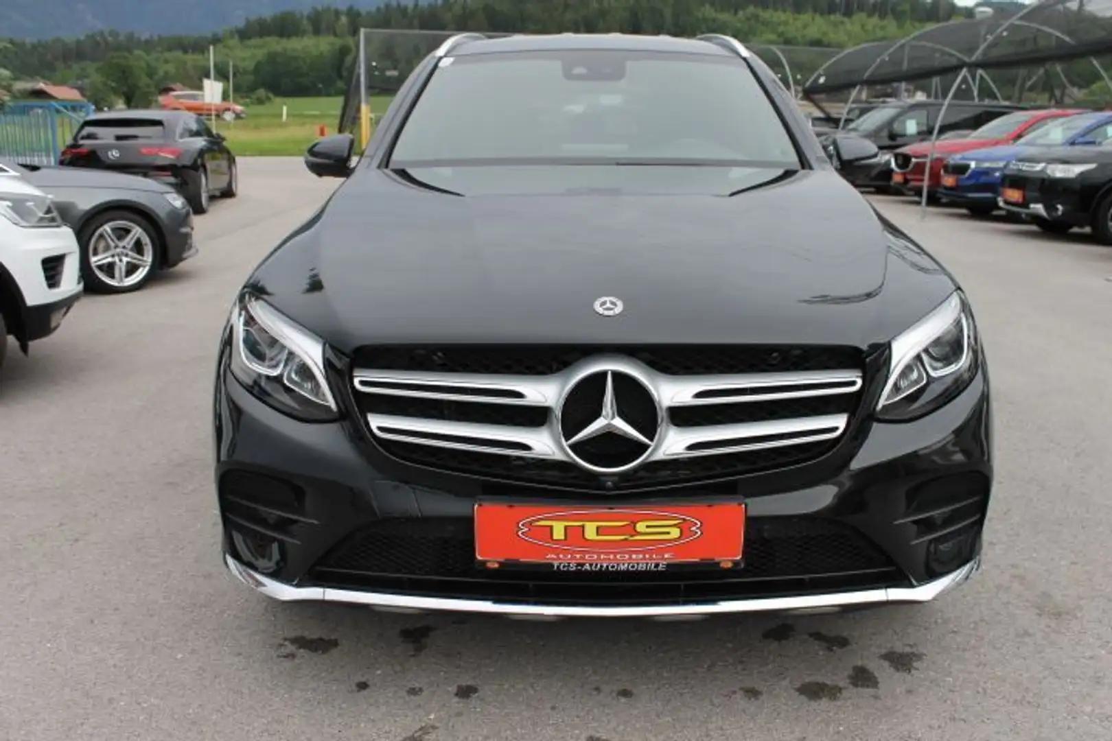 Mercedes-Benz GLC 250 4MATIC Aut.AMG Style*** Schwarz - 2