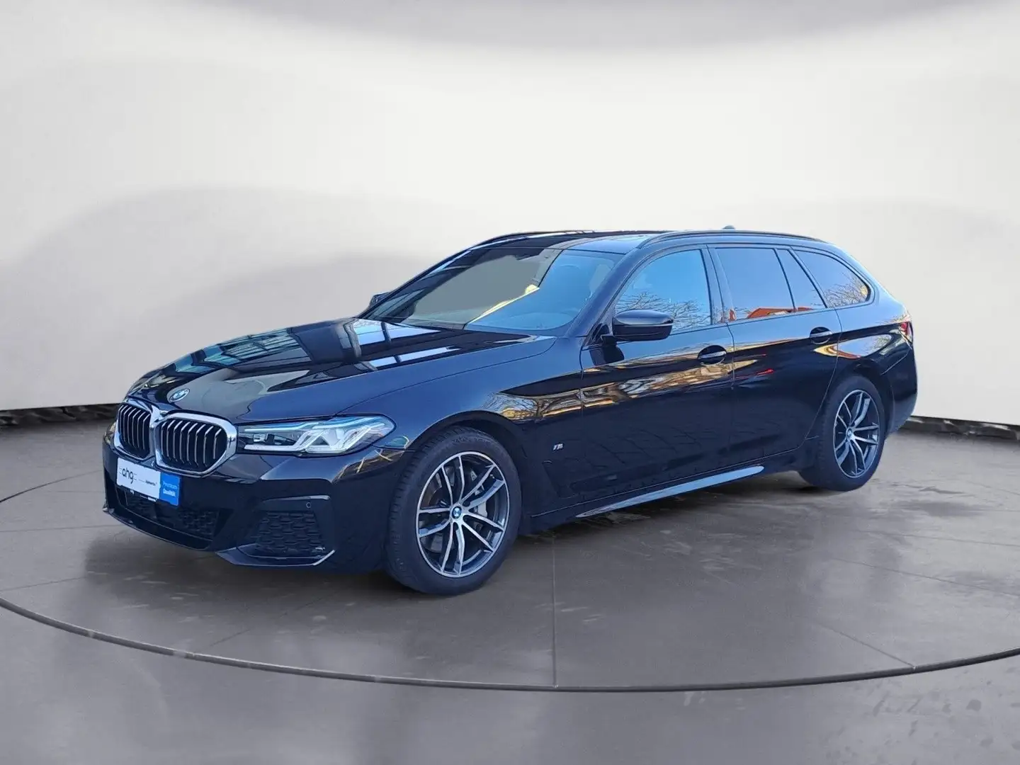 BMW 540 d xDrive Touring M-Sport AHK Panoramadach Schwarz - 2
