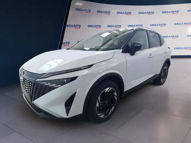 2026 Nissan Qashqai in White for sale