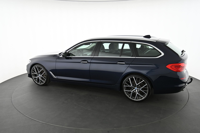 BMW 530 - 530 d 3.0 xDrive Touring Aut. Pickerl NEU — photo 7