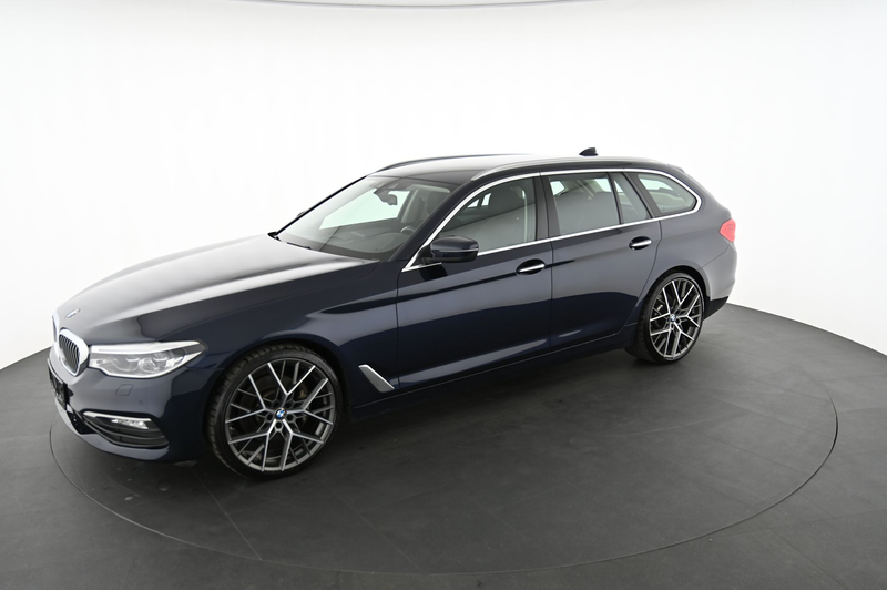 BMW 530 - 530 d 3.0 xDrive Touring Aut. Pickerl NEU — photo 3