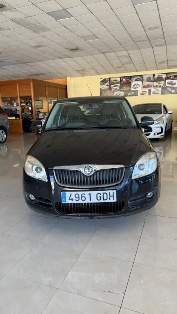 Skoda Fabia 1.4TDI Urban Negro - 2