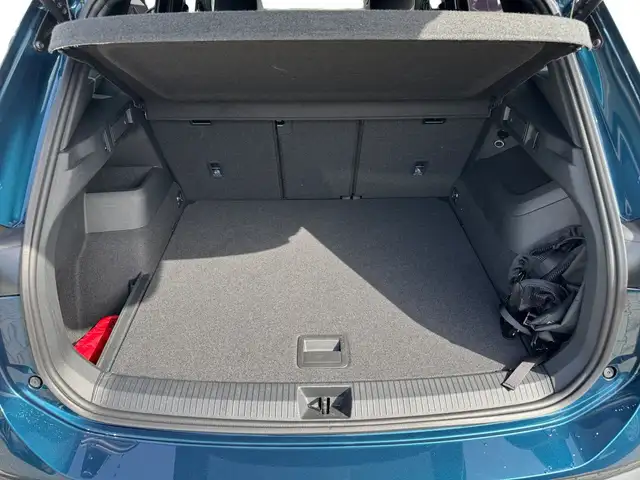 Volkswagen Tiguan view 14
