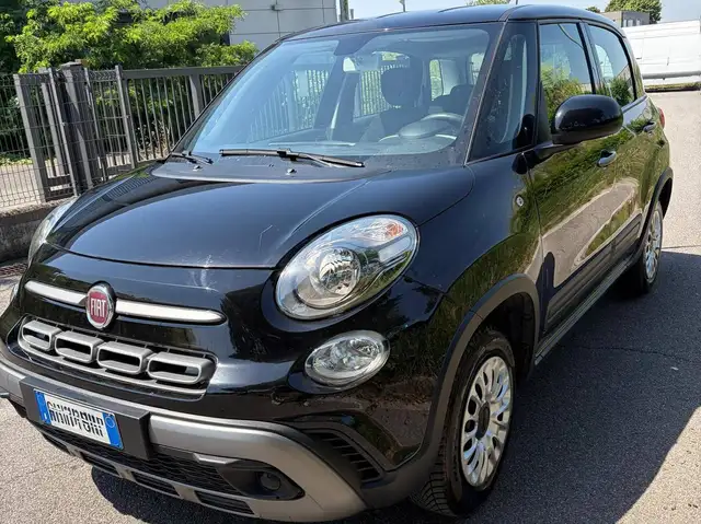 Fiat 500l view 13
