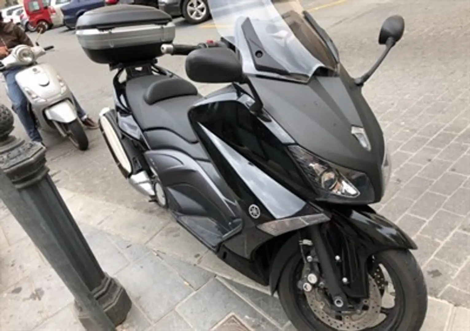 Yamaha TMAX 530 Black - 1
