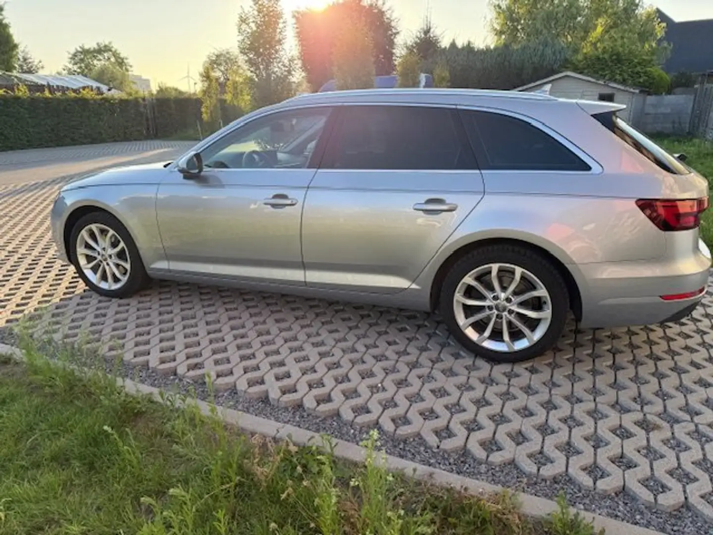 Audi A4 A4 Avant 35 TFSI S tronic sport Argent - 1