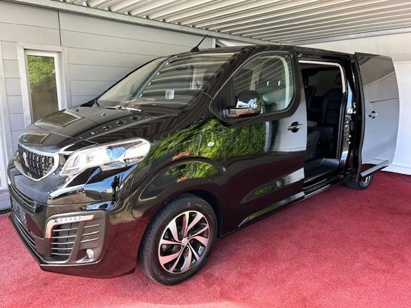 Peugeot Traveller Aut/6Sitze VIP/VOLLAUSSTATTUNG/AHK/leasingfähig - 1