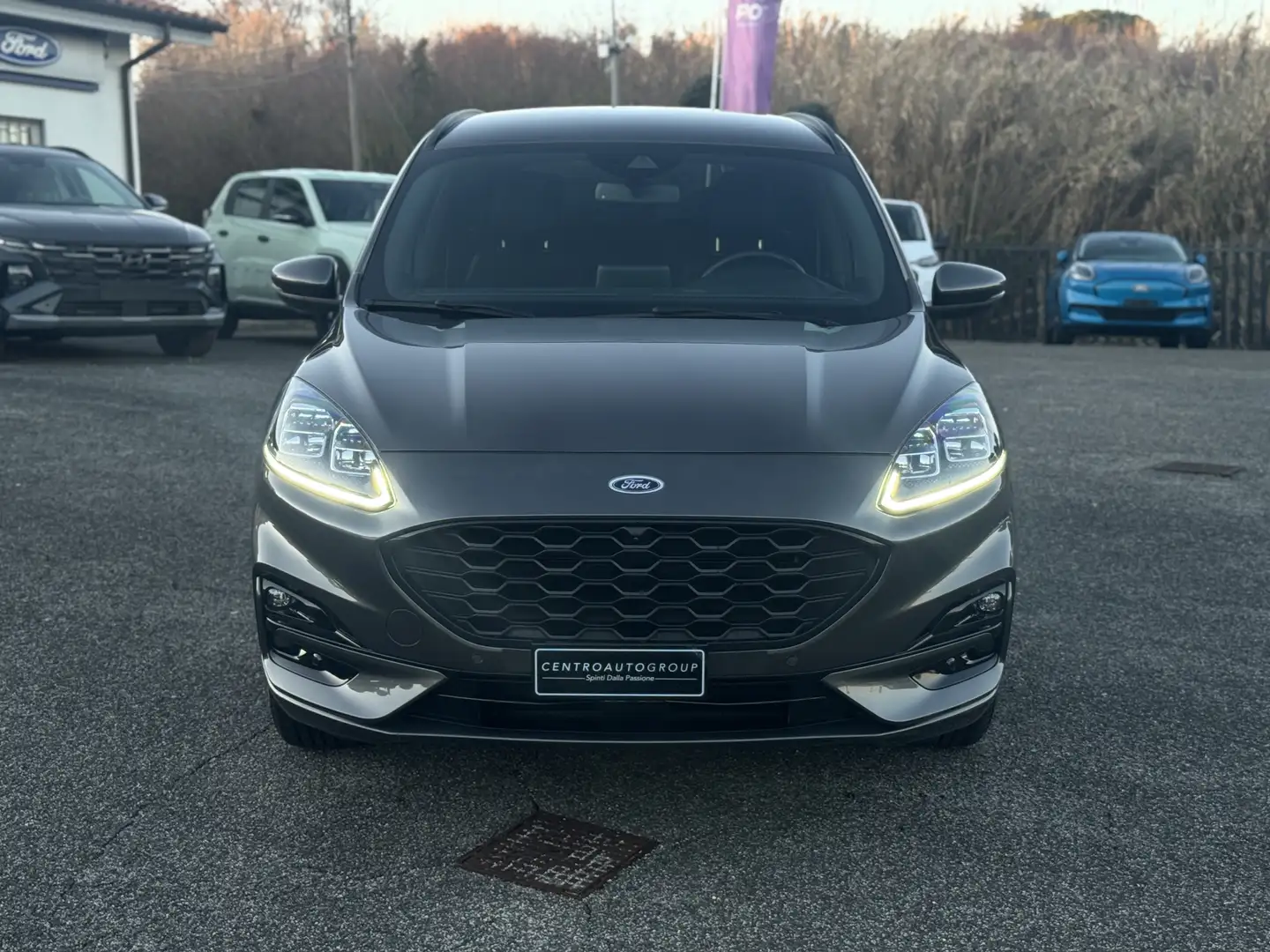 Ford Kuga Kuga III 2020 2.5 phev ST-Line X 2wd 225cv cvt Grau - 1