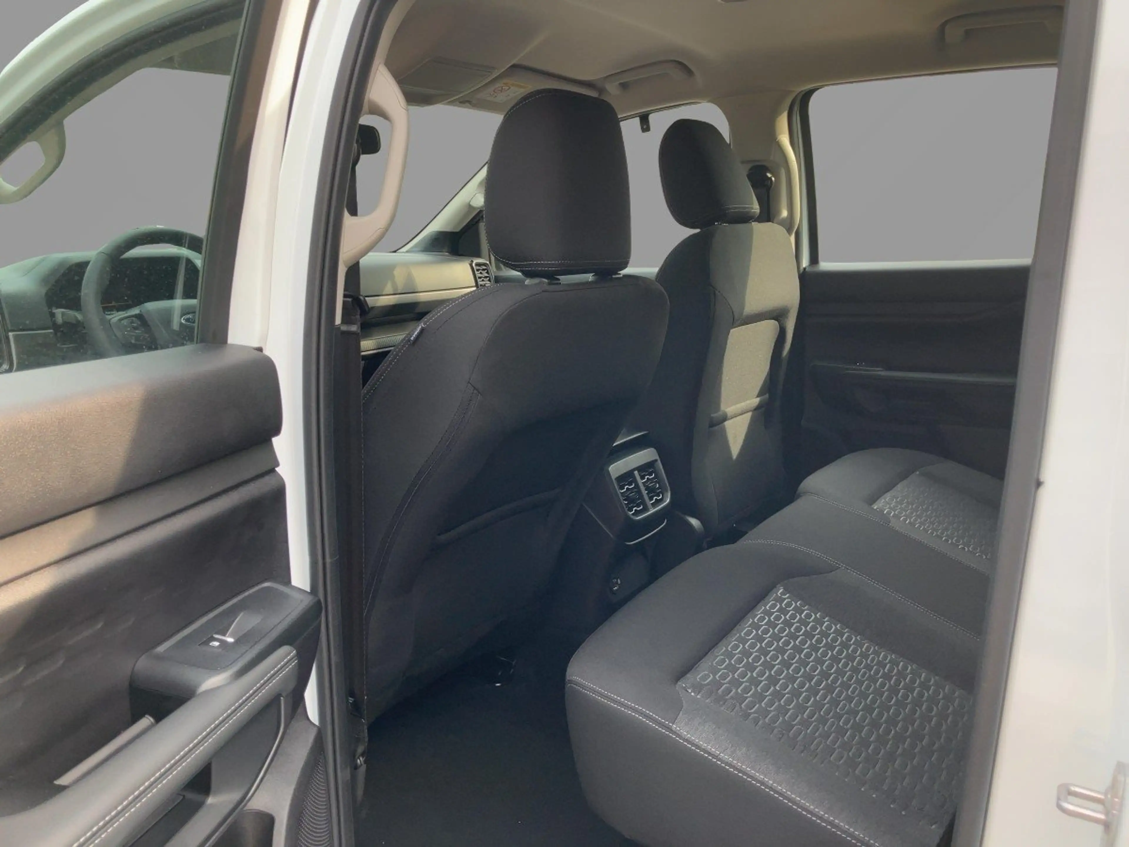 Ford Ranger Doppelkabine 3.0 Ecoblue 4WD Doppelkab. XLT e- — photo 8