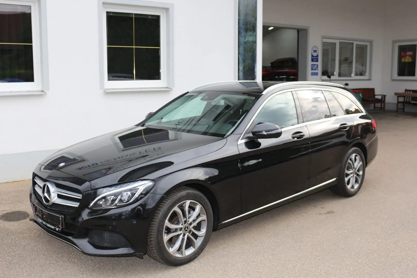 Mercedes-Benz C 180 d  T BlueTec Avantgarde 1A-TOP Zustand Schwarz - 1