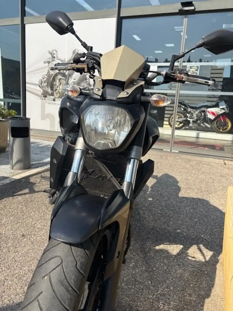 Yamaha MT-07 Noir - 1