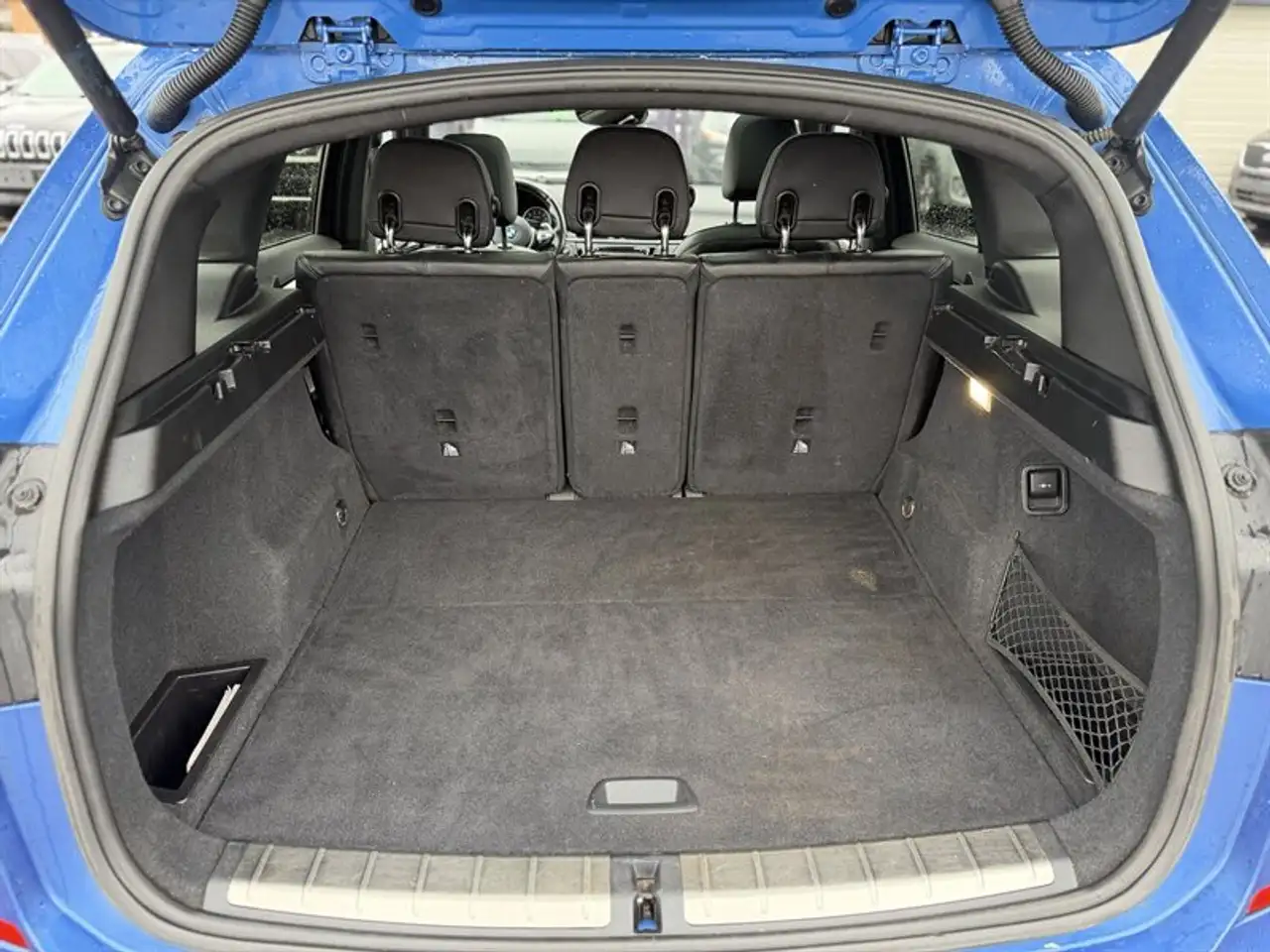 BMW X1 снимка BMW X1