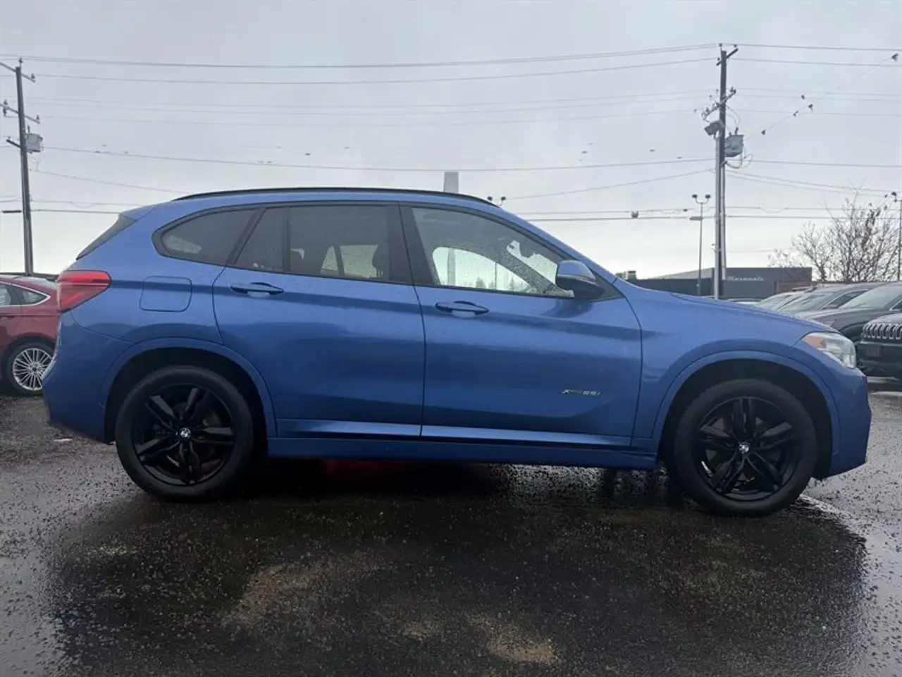BMW X1 снимка BMW X1