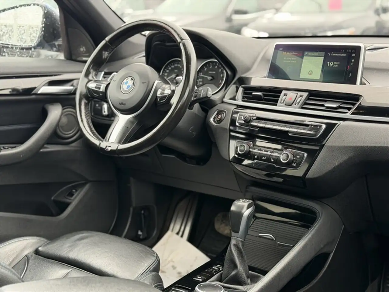 BMW X1 снимка BMW X1