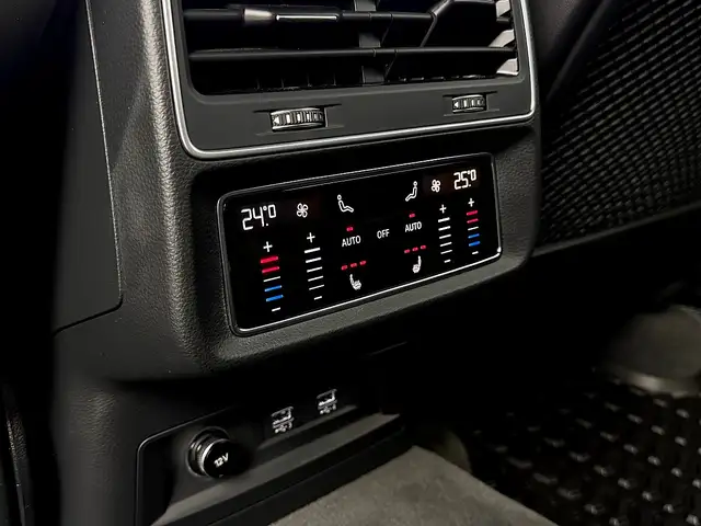 Audi Q8 50 MHEV TDI quattro Tiptronic S-Line Matrix-LED... Ansicht 41