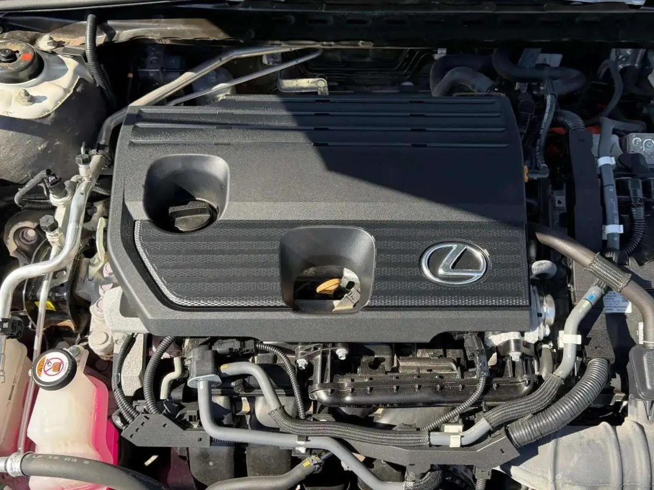 Lexus ES снимка Lexus ES