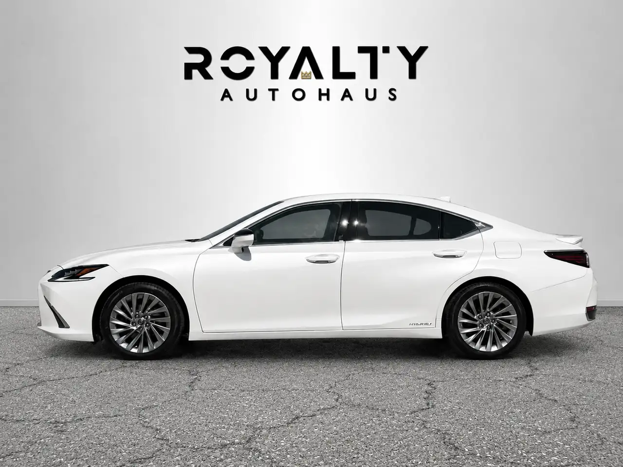 Lexus ES снимка Lexus ES