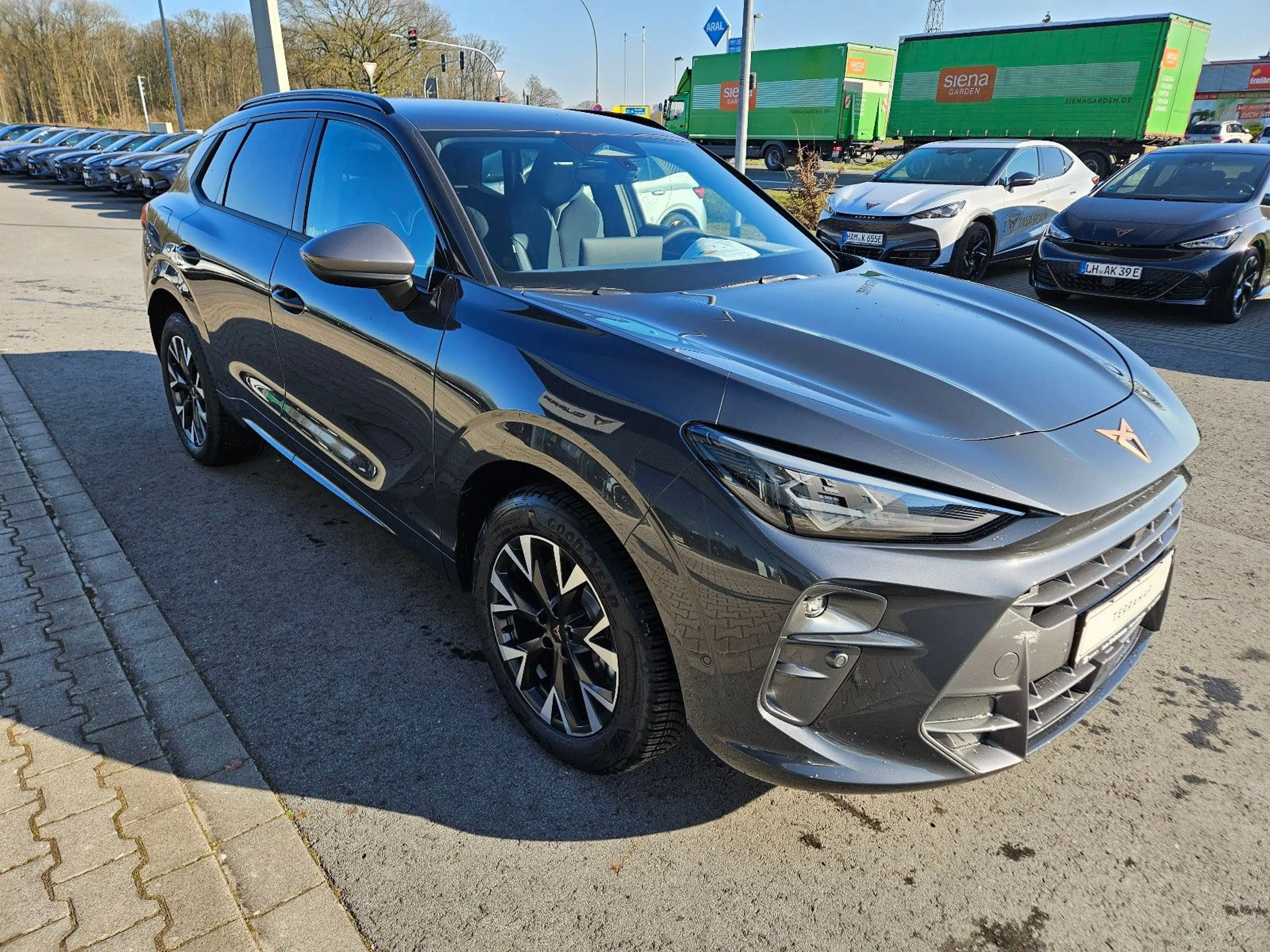CUPRA Terramar 1.5 eTSI DSG*Navi*LED*AHK*GJR*