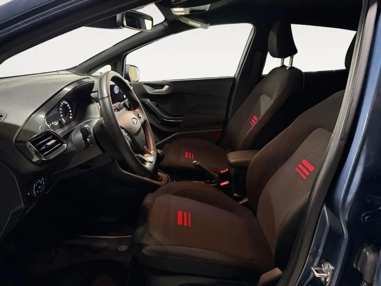 Ford Fiesta 5 portes — photo 9