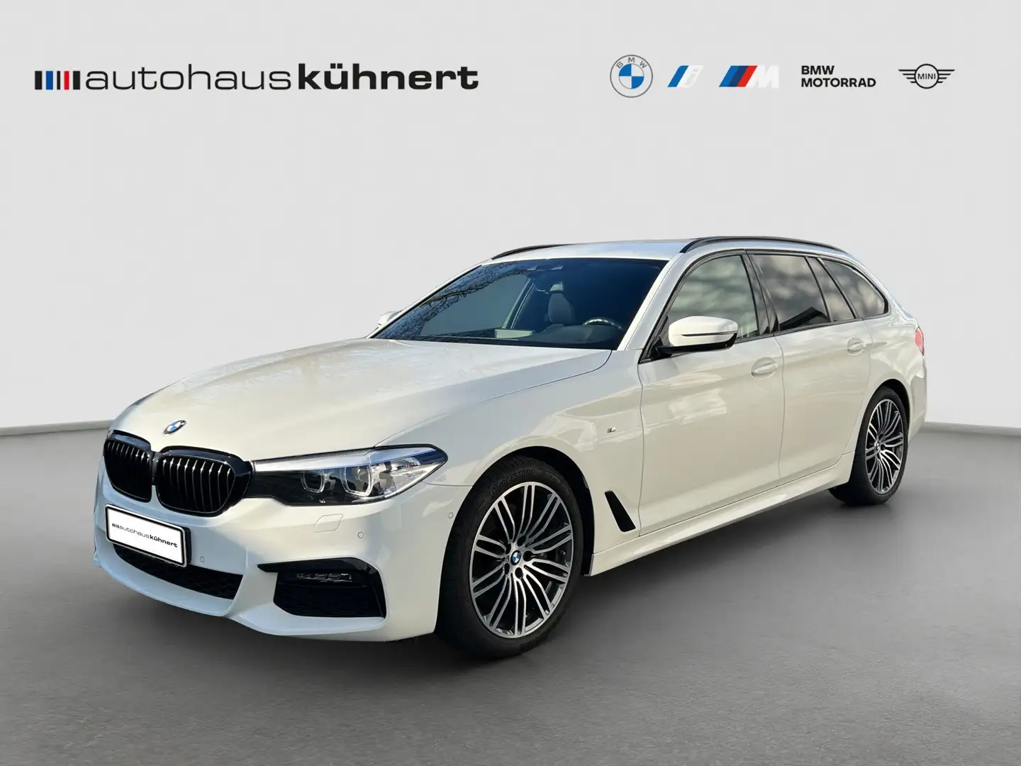 BMW 530 d Touring ///M-Sport Luftfed. 360° AHK HiFi RFK Weiß - 1