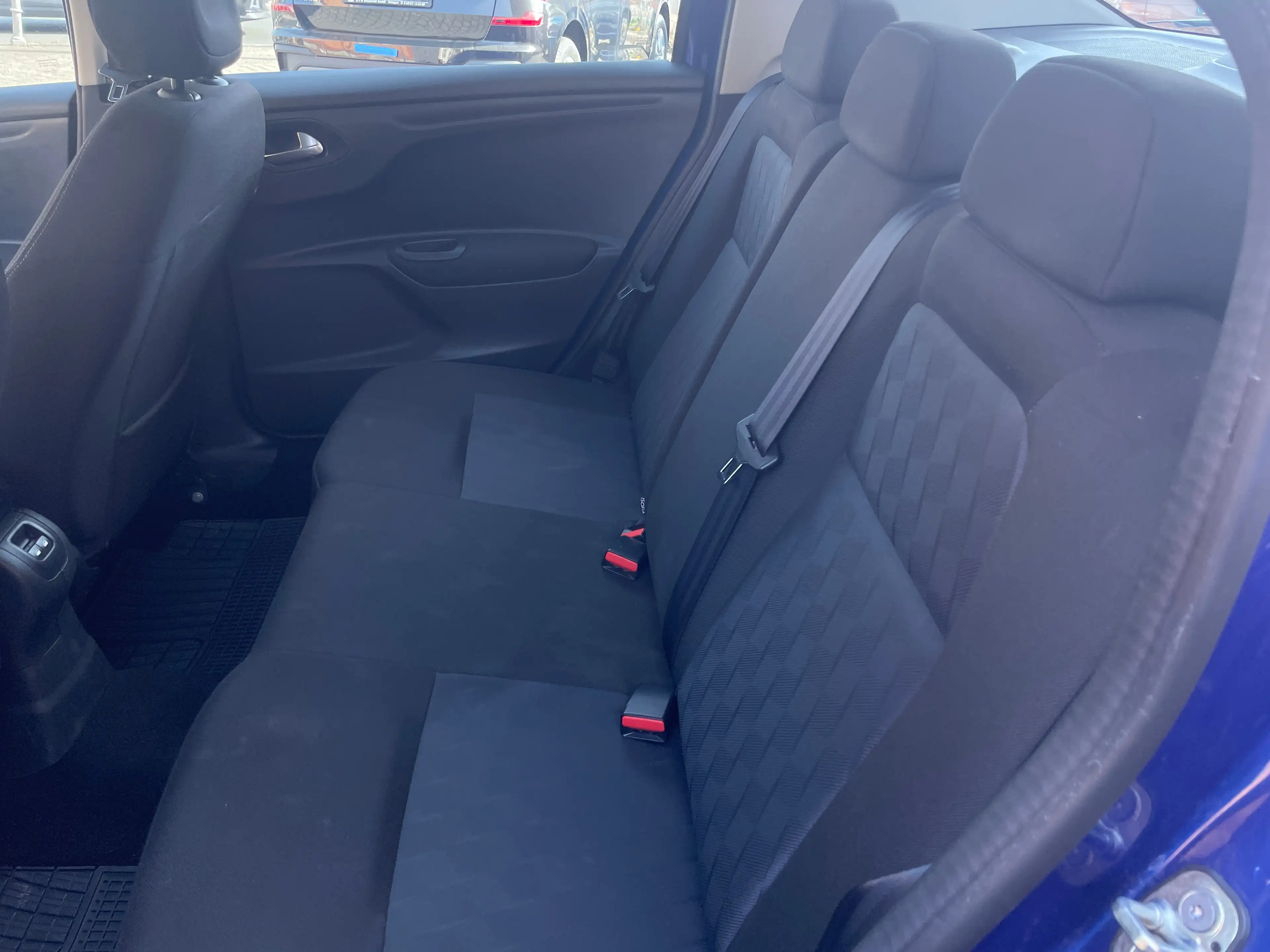 Citroen C-Elysée PureTech 82 Selection 1 Hand — photo 12