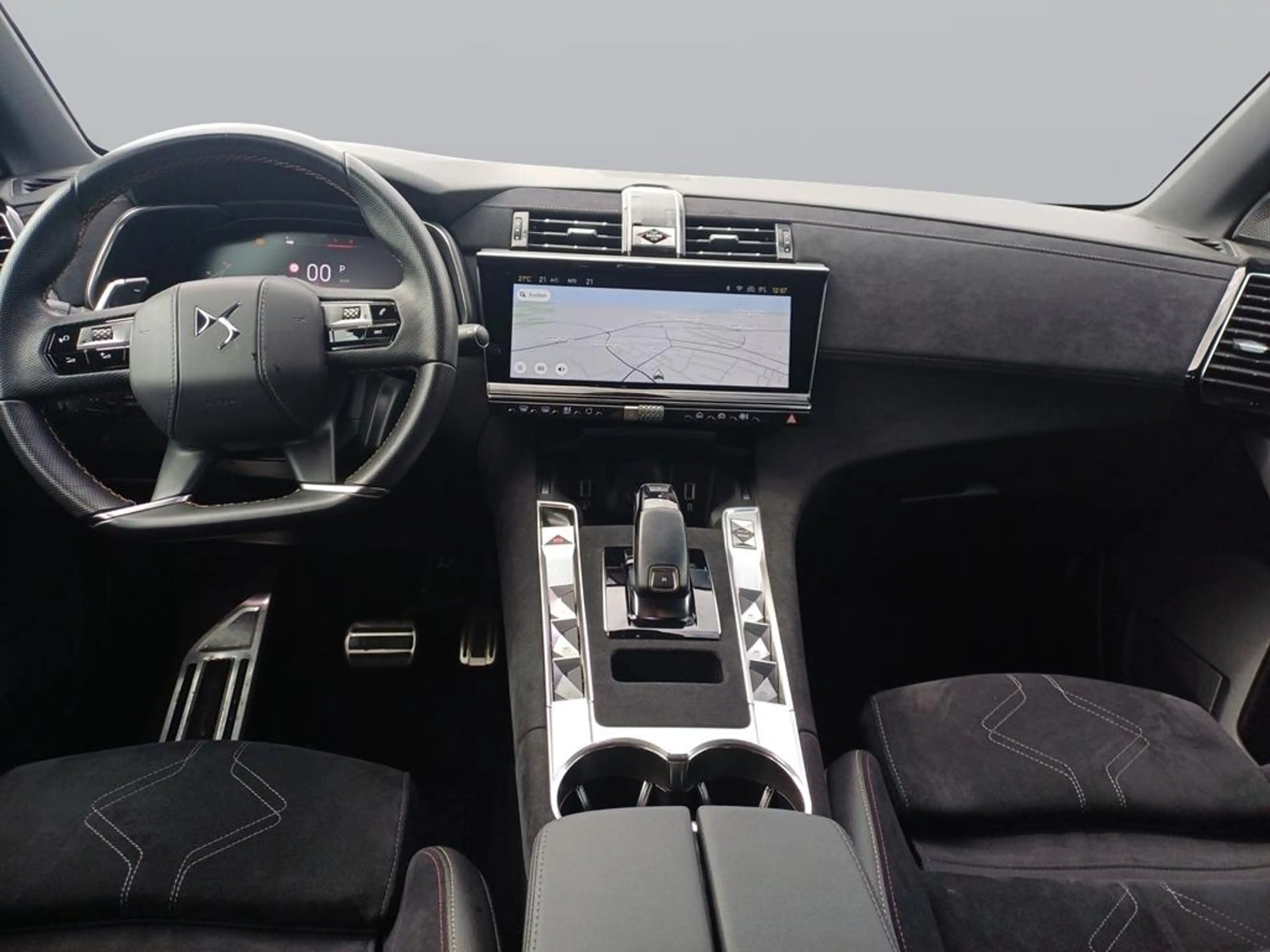 DS Automobiles DS 7 Performance Line + — photo 12