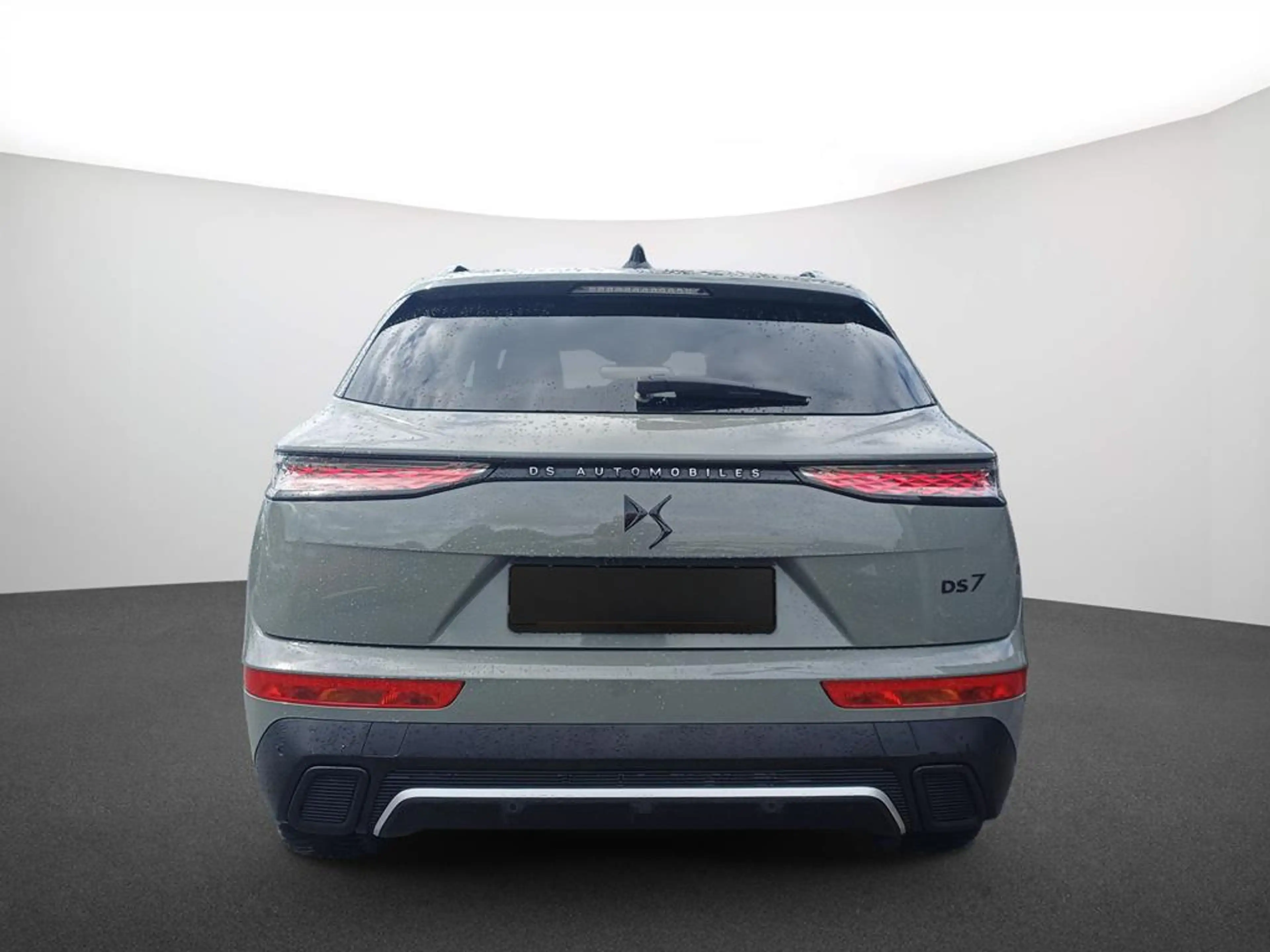DS Automobiles DS 7 Performance Line + — photo 4