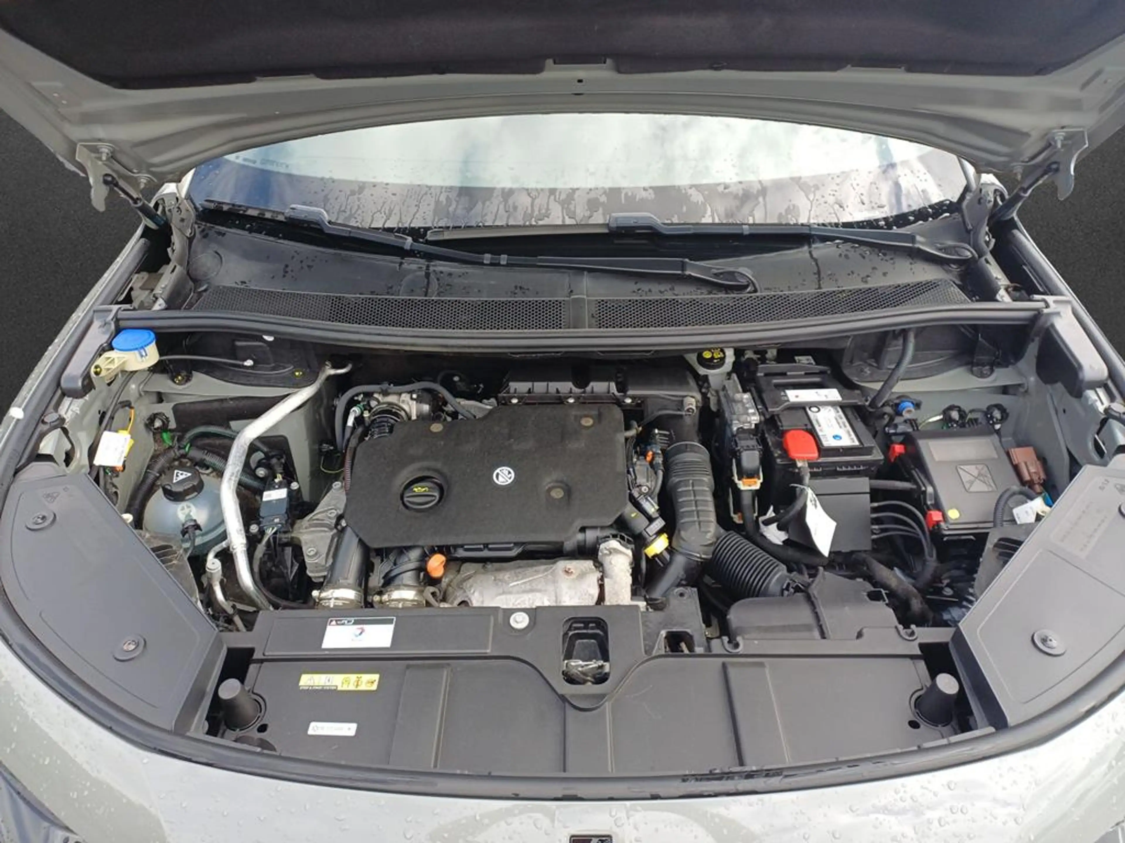DS Automobiles DS 7 Performance Line + — photo 8