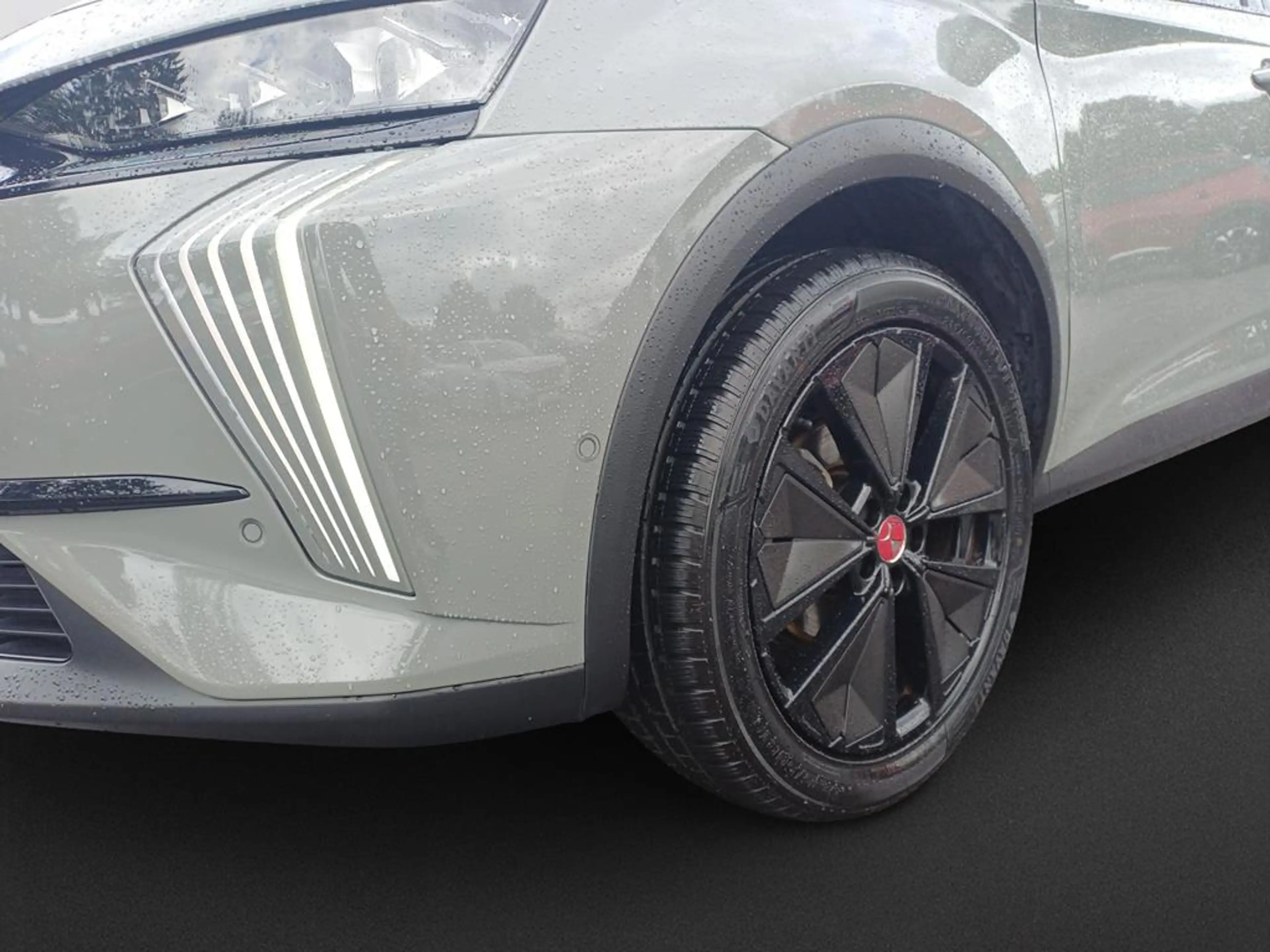DS Automobiles DS 7 Performance Line + — photo 11