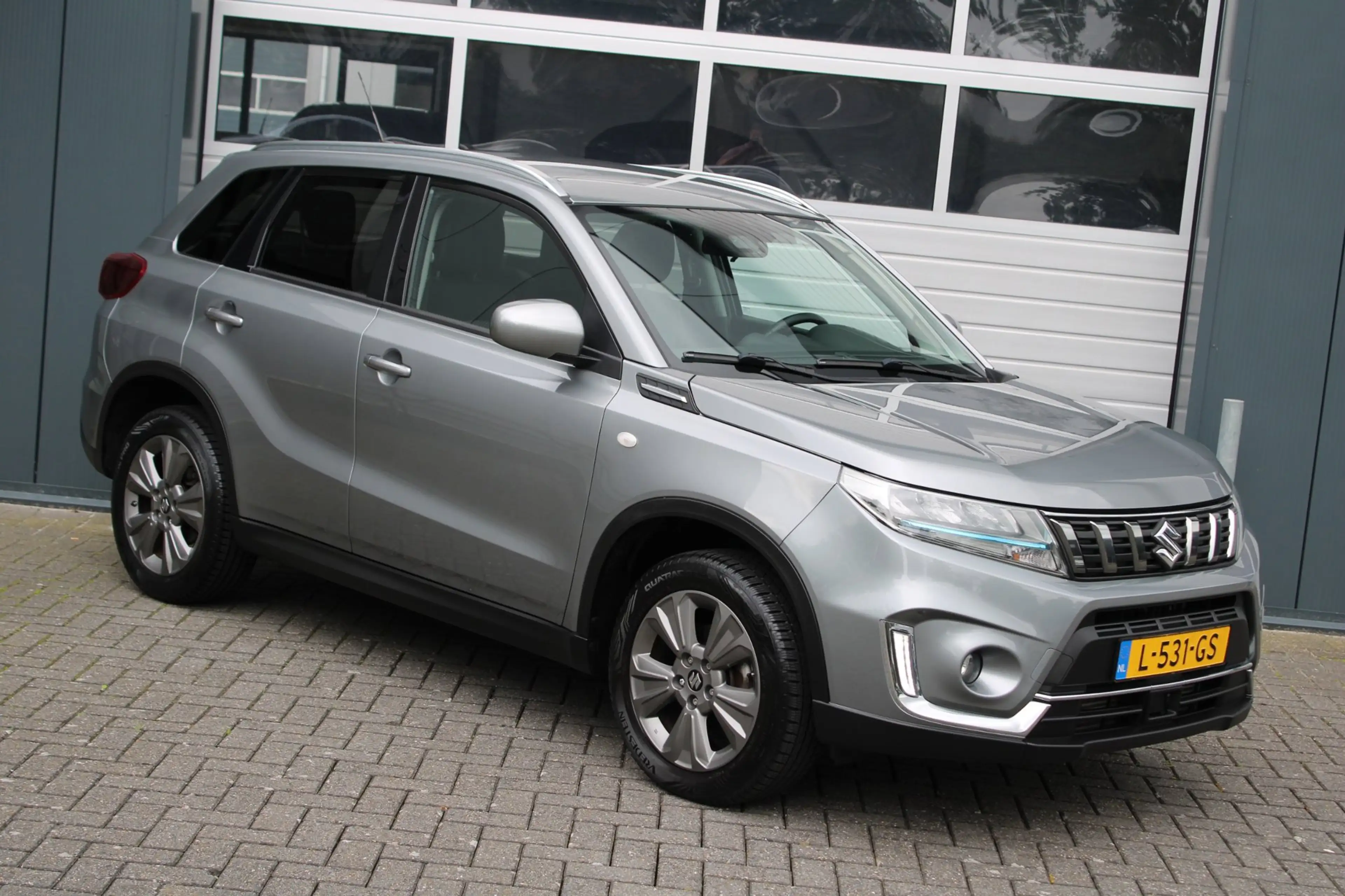Suzuki Vitara 1.4 Boosterjet Select Smart Hybrid ACC/Camera/Stoe — photo 34