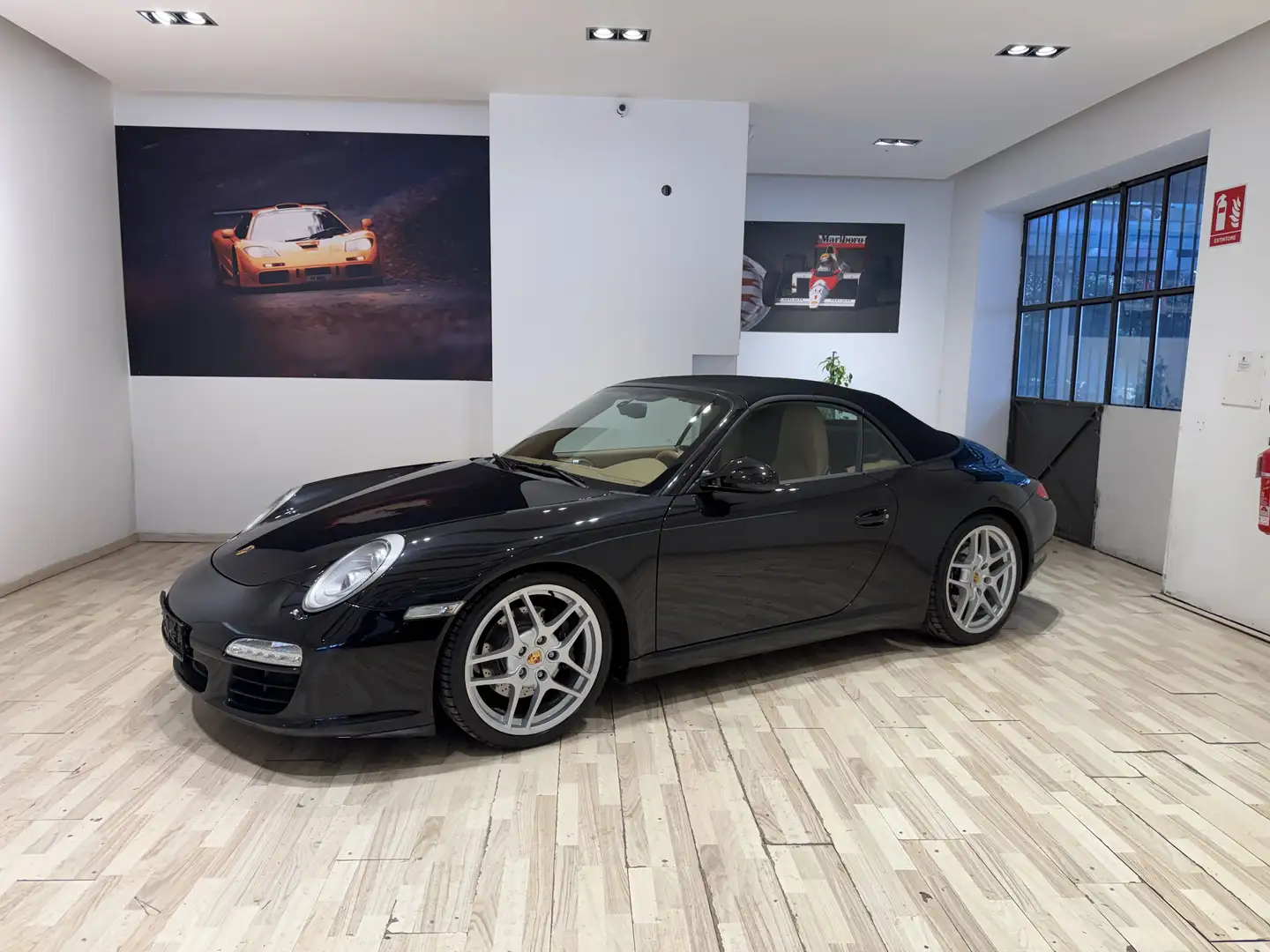 Porsche 997 911 Cabrio 3.6 Carrera. mk2 Schwarz - 1