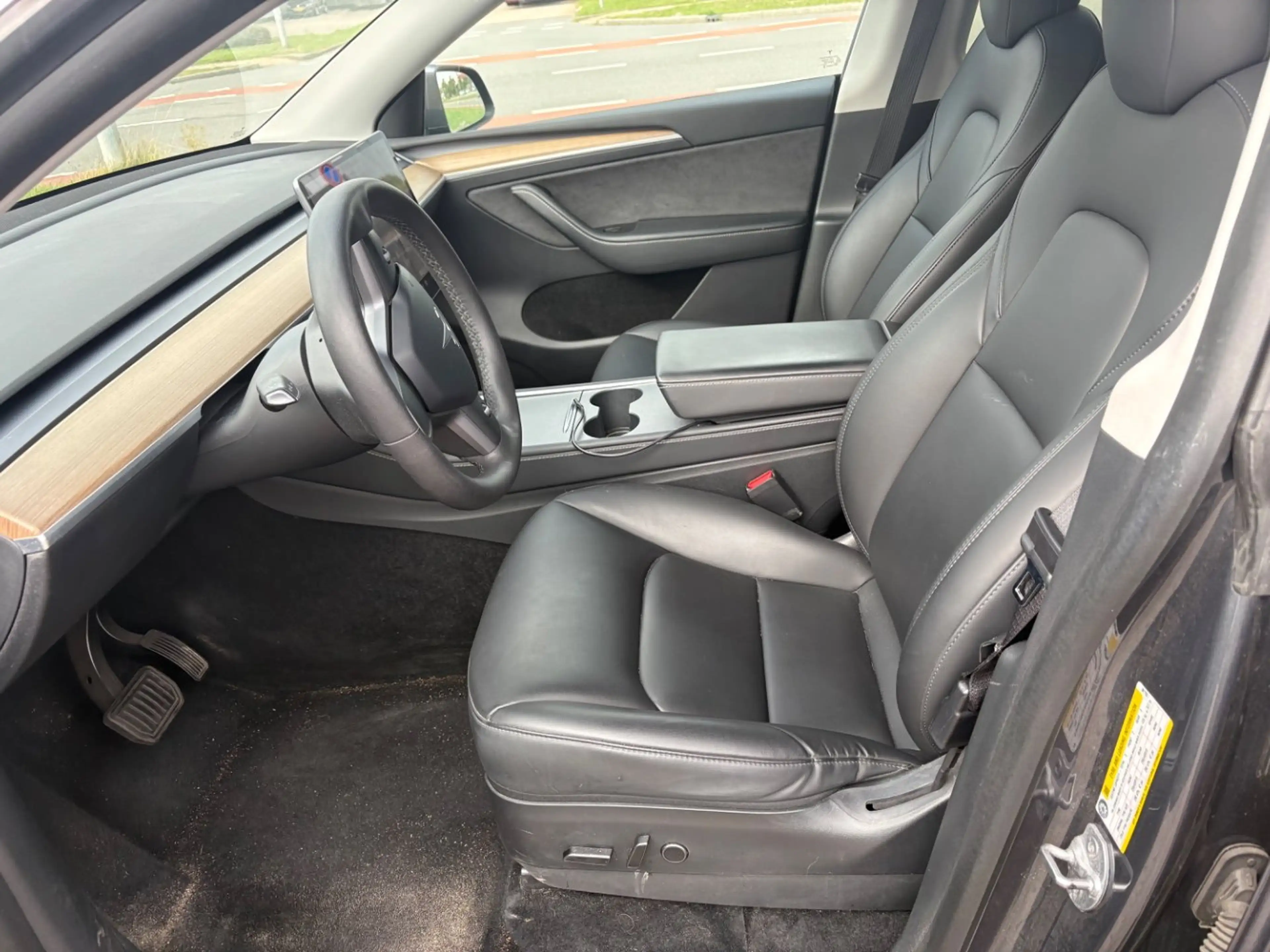 Tesla Model Y Long Range AWD 75 kWh l 514PK l Leder l 360gr Came — photo 2