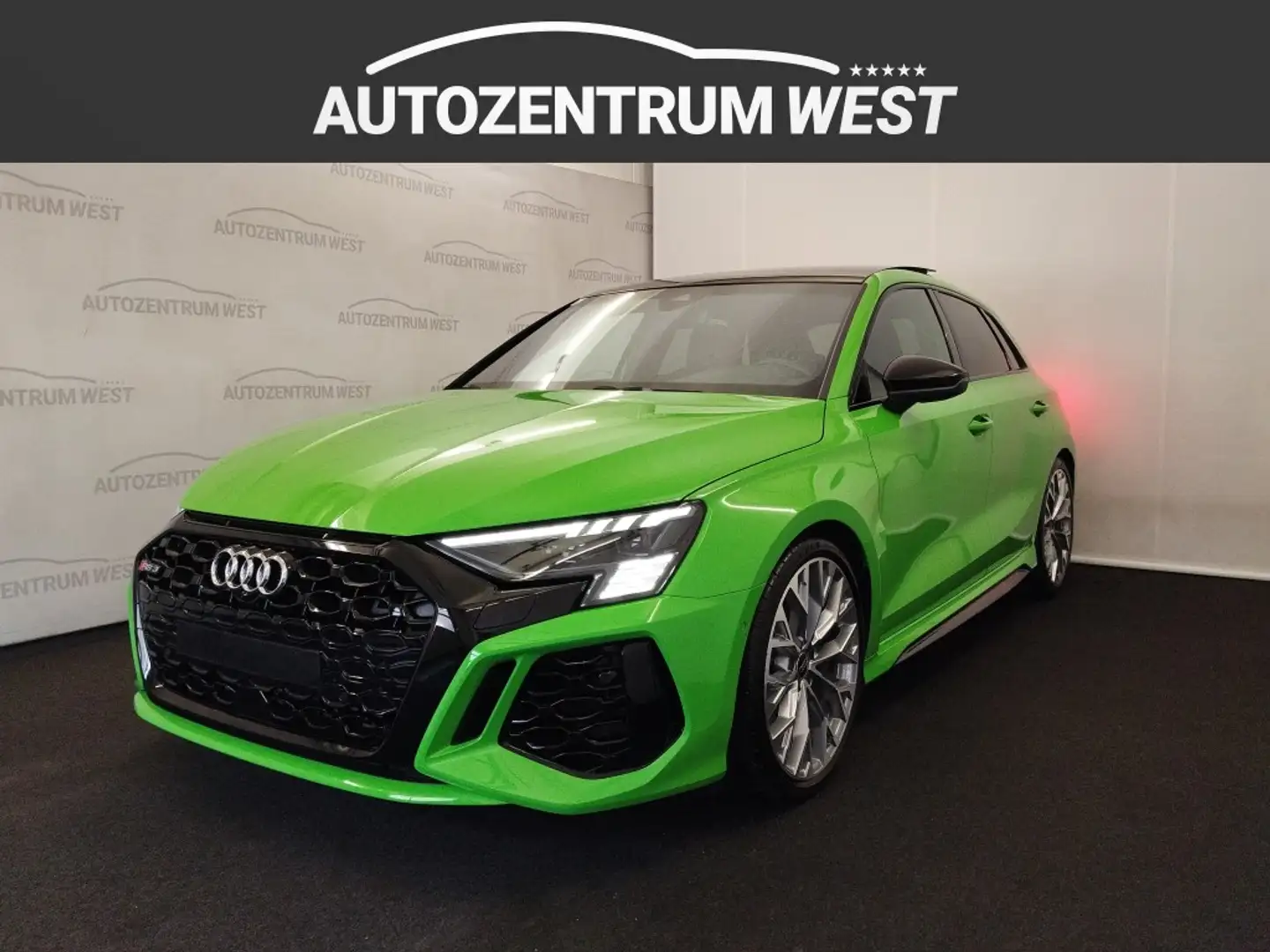 Audi RS3 Grün - 1